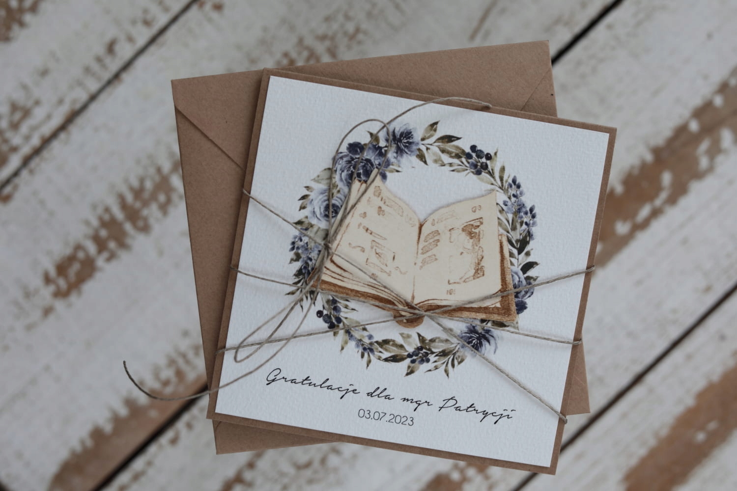 Personalizované ručně vyráběné přání gratulace k získání absolventa