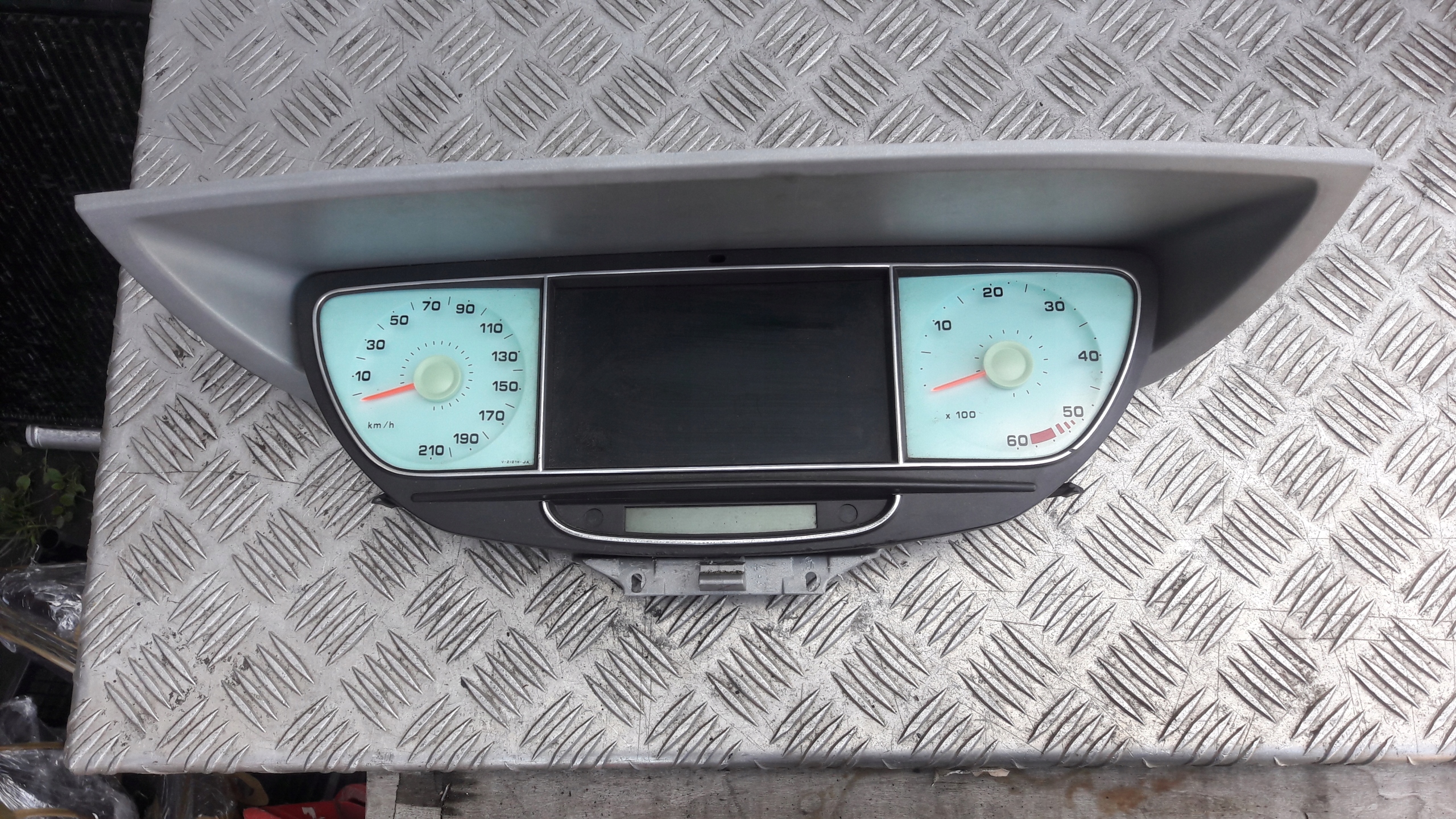 FIAT ULYSSE II 2.0 JTD dials clock