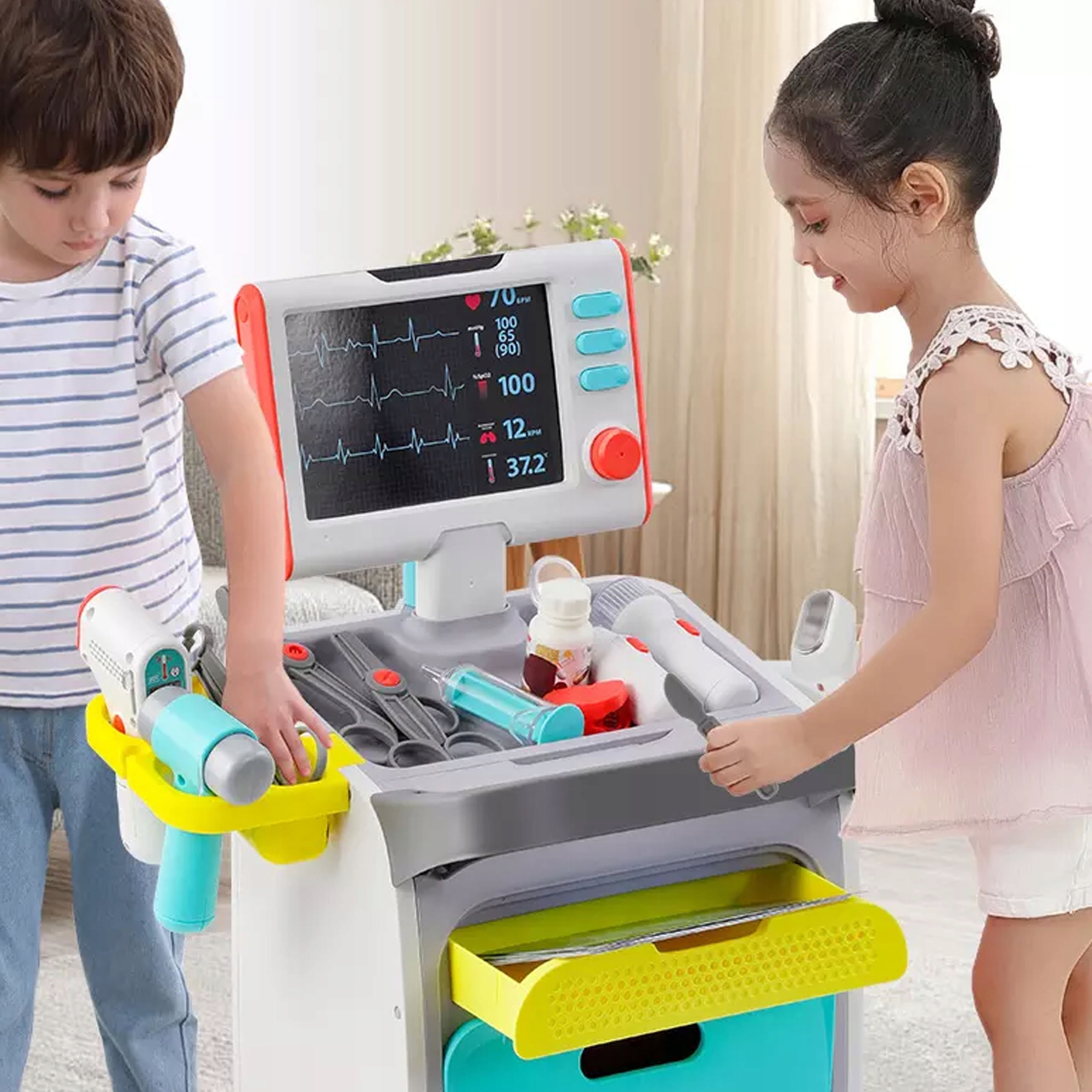 ZESTAW MAŁY DOKTOR LEKARSKI DLA DZIECI WÓZEK DŹWIĘKI 10w1 AKCESORIA MATADI Marka Matadi