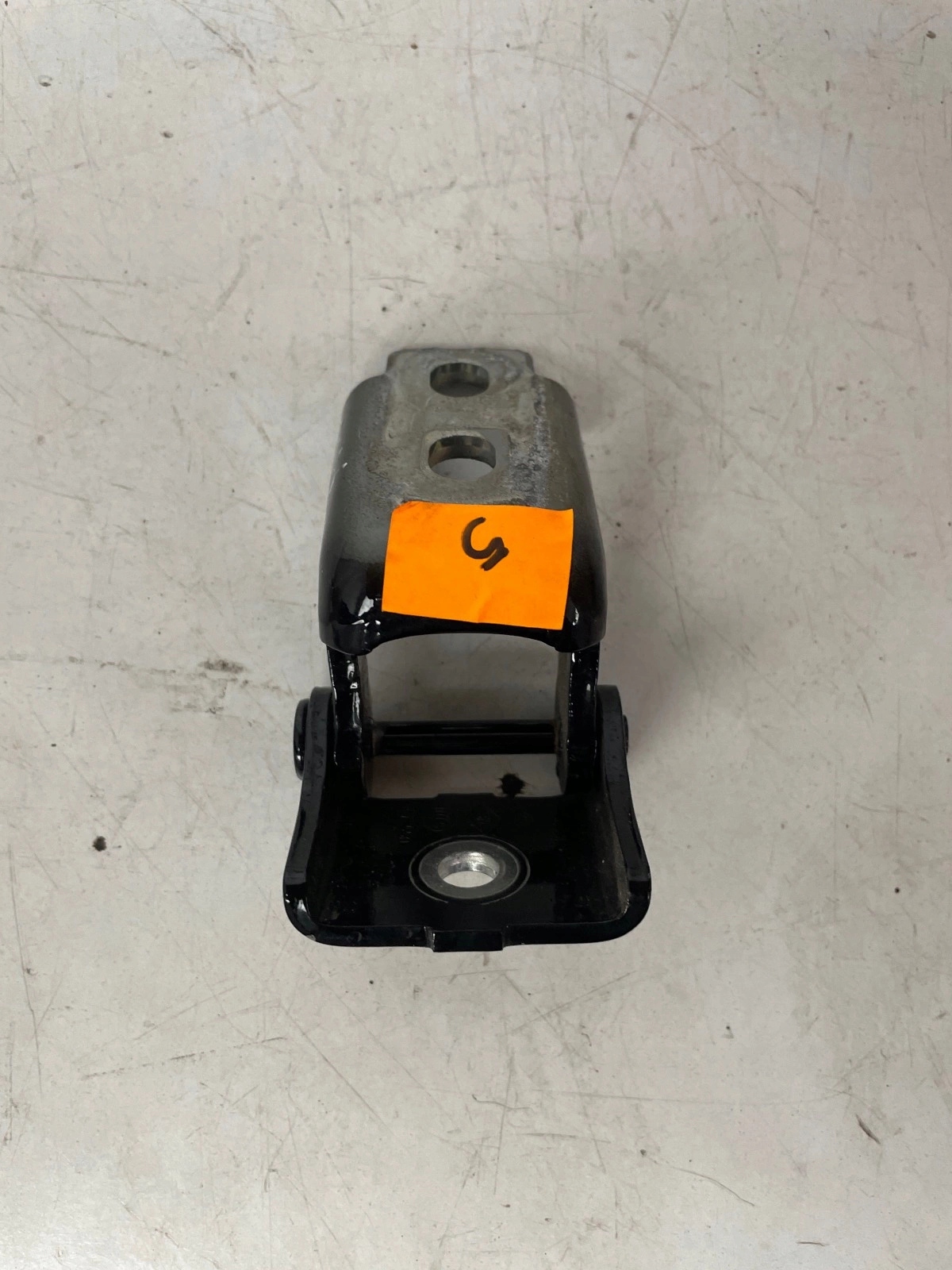hinge door upper Renault Captur and Clio IV