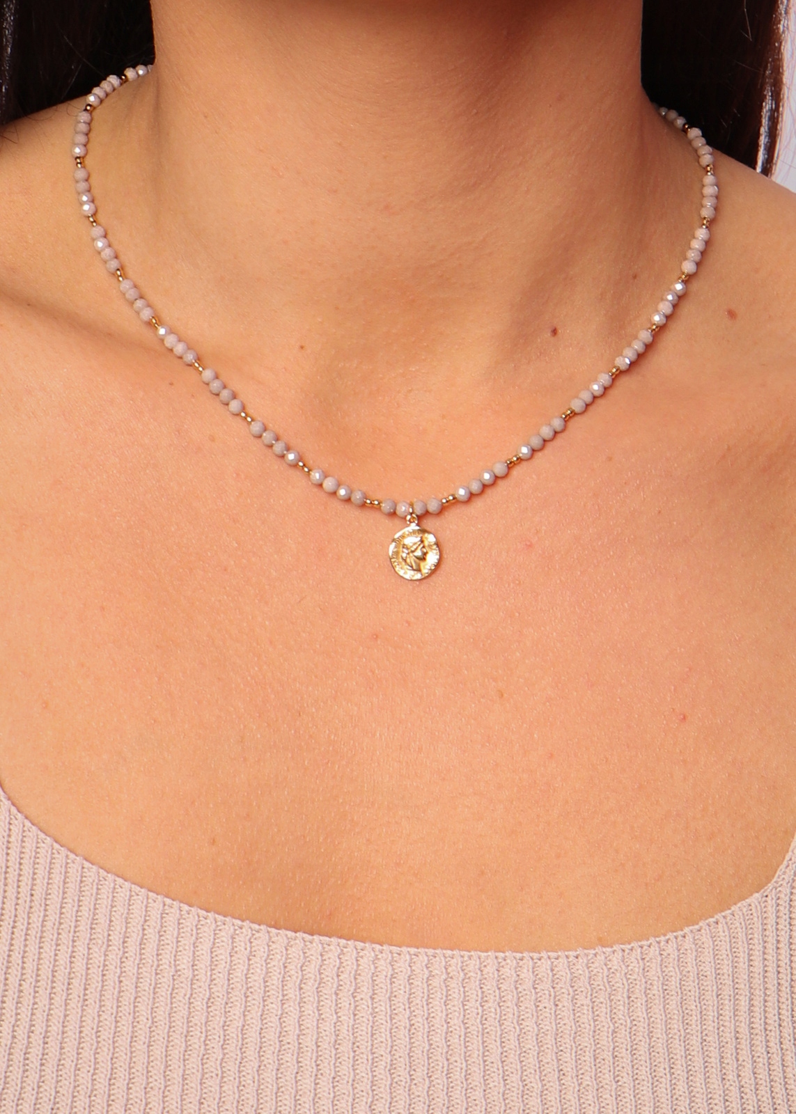 Náhrdelník s béžovým kubickým zirkon a přívěskem