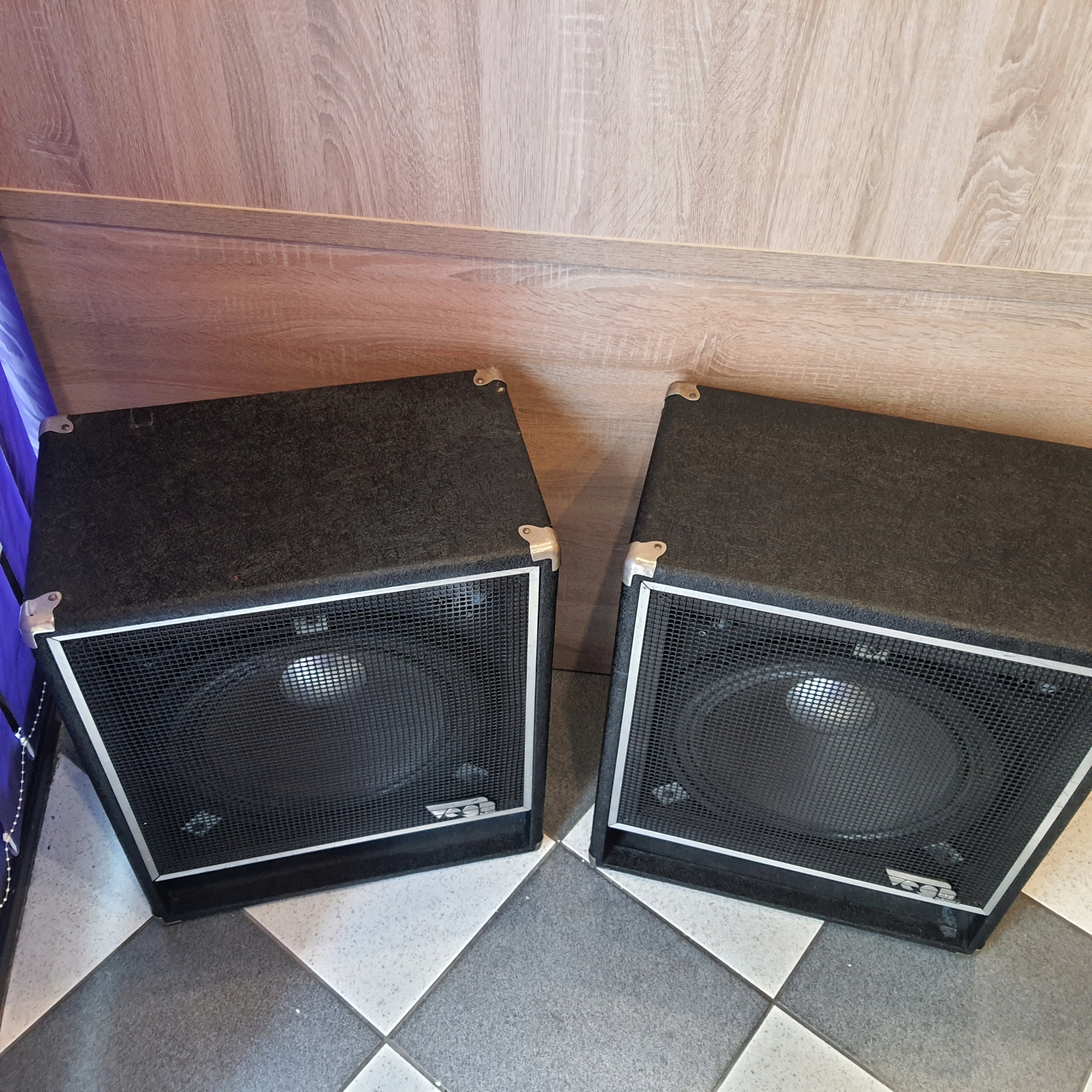 KOLUMNY ESTRADOWE VEGA POWER Marka Vega