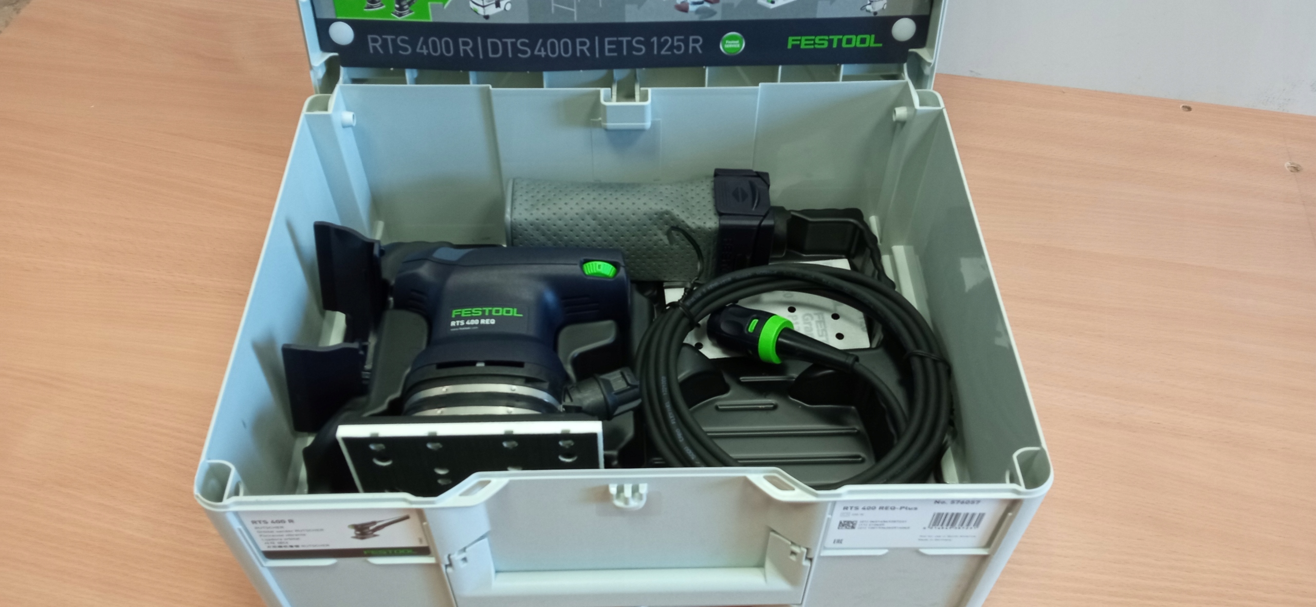 Szlifierka oscylacyjna FESTOOL RTS 400 REQ-Plus System mocowania materiału ściernego mocowanie na rzepy