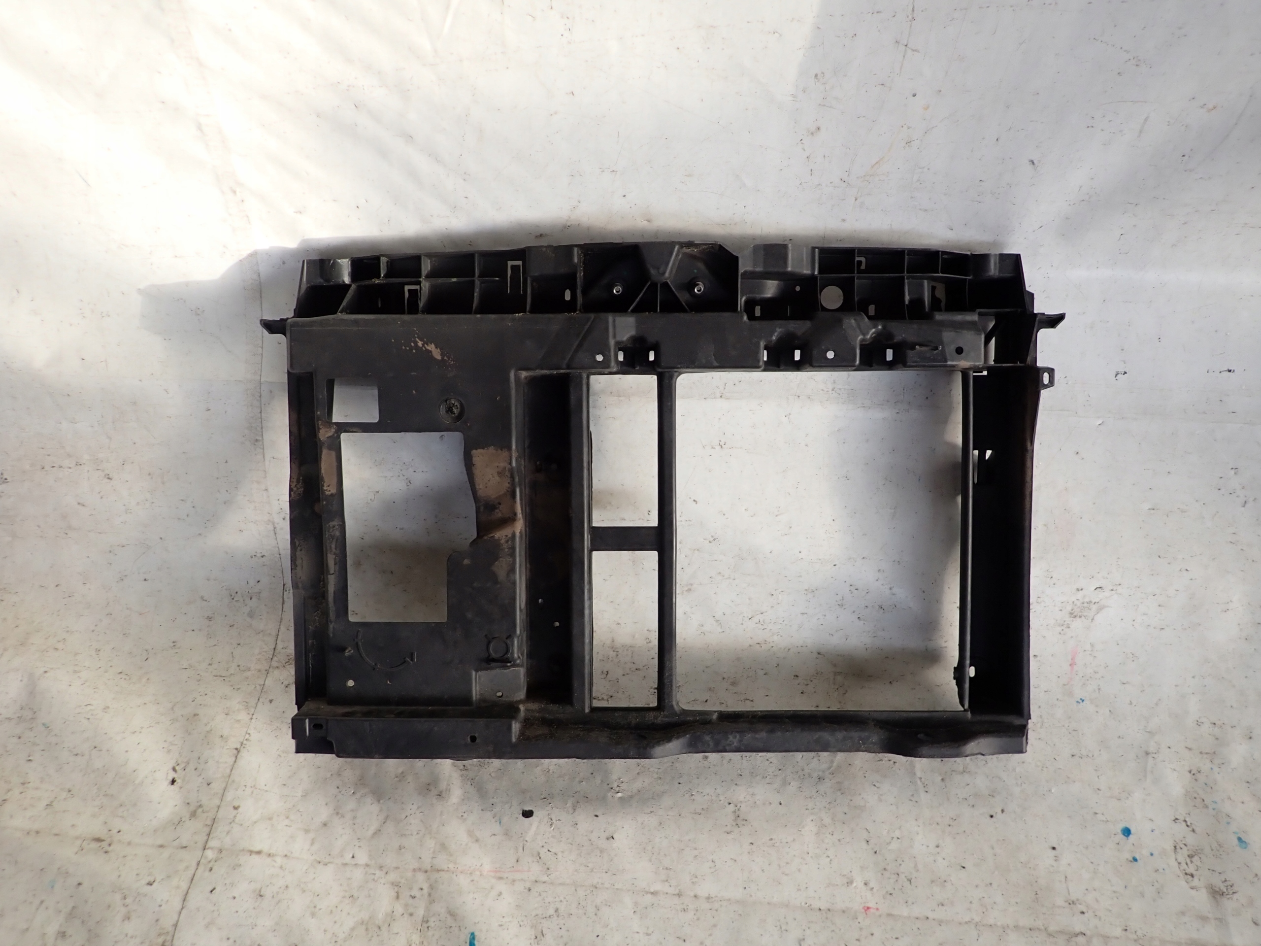 PEUGEOT 208 CITROEN C3 12- support panel for radiators pillar front 9677952180