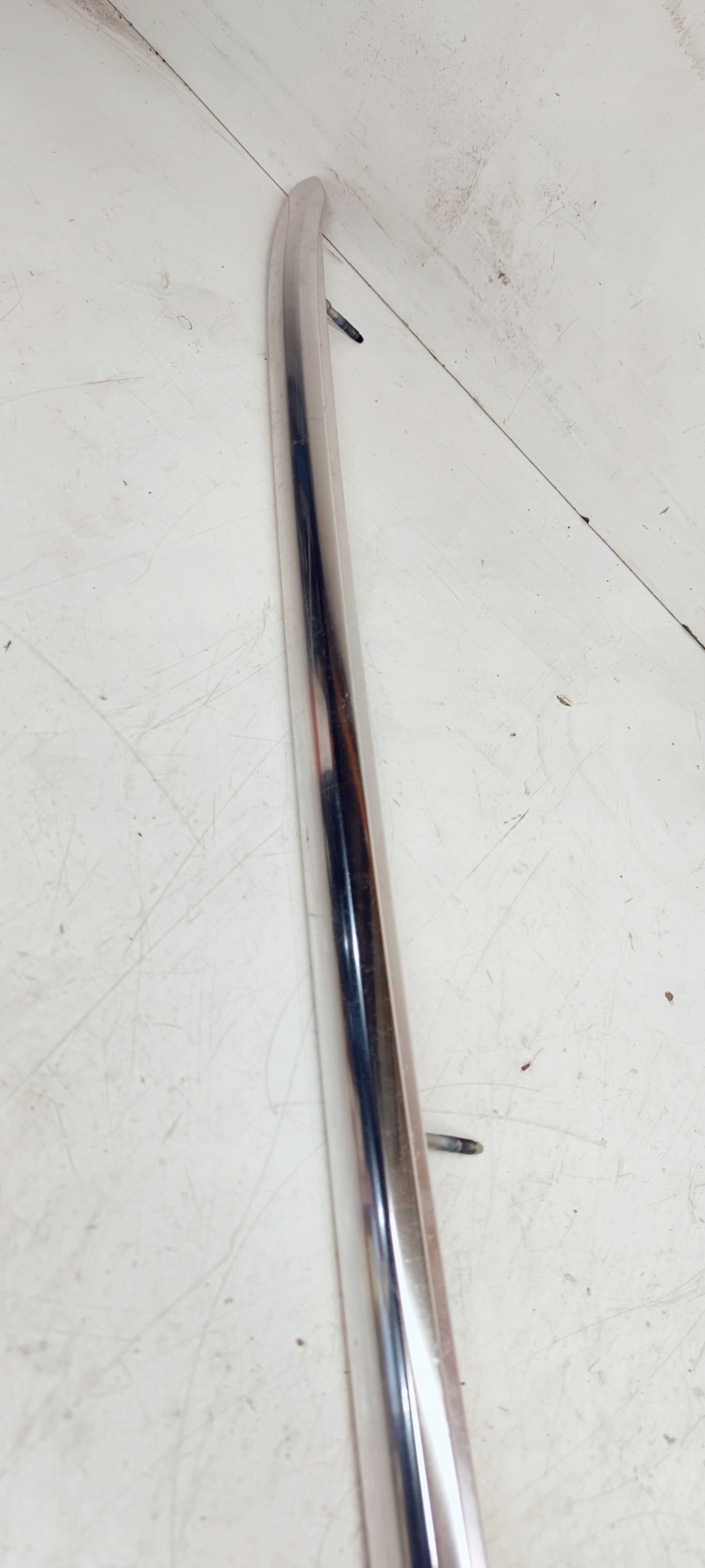 RELING DACHOWY CHROM AUDI A6 C7 AVANT 4G9860021A Part manufacturer Audi OE