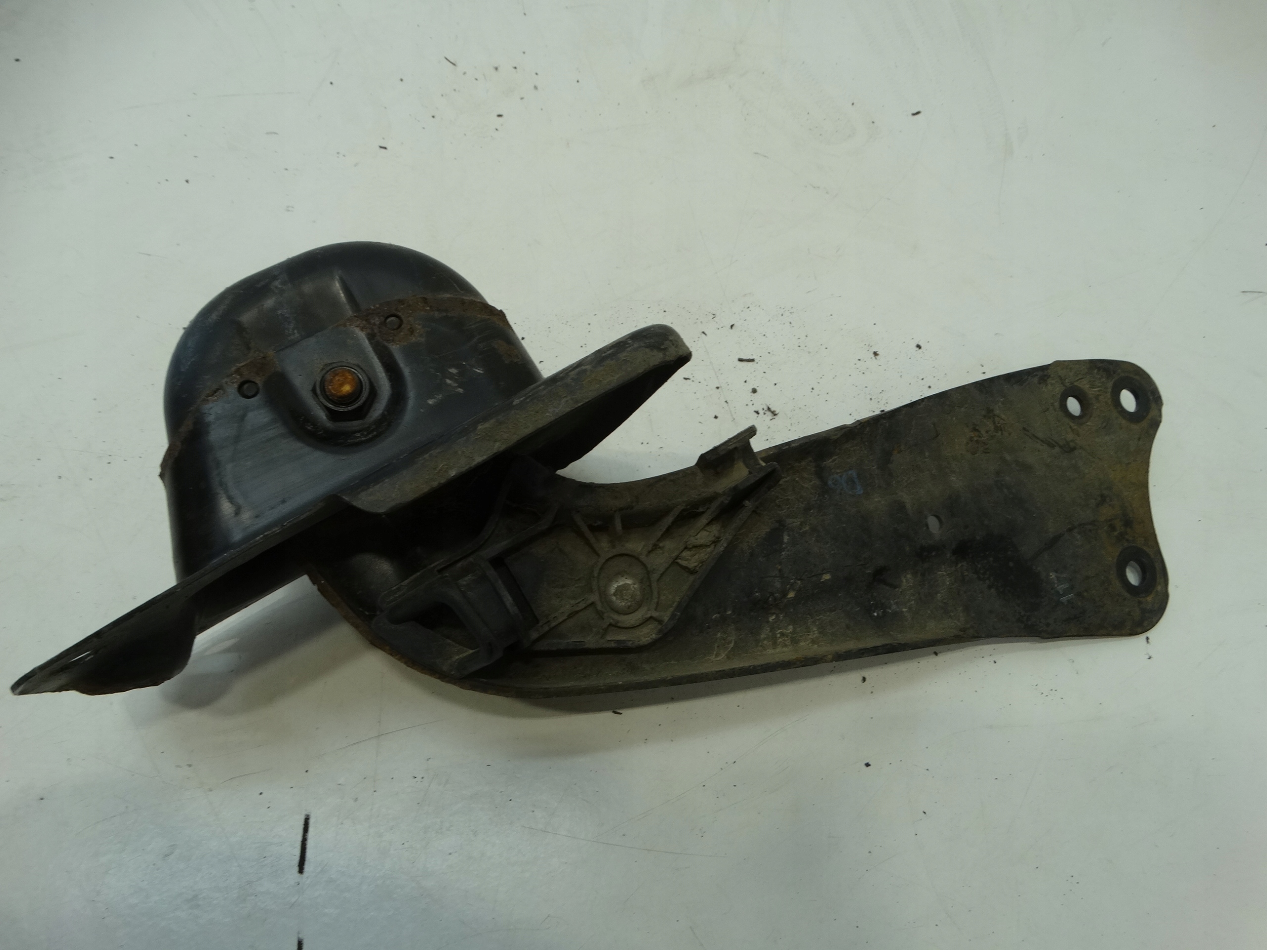 Querlenker Achsträgers rechts heck VW GOLF VI PLUS 2.0TDI 1K0501476