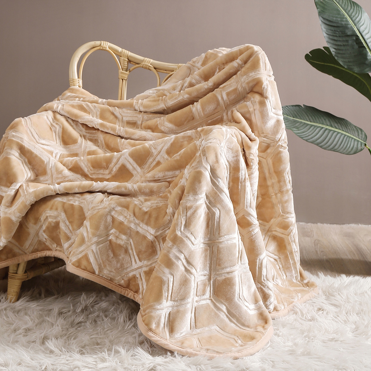 KOC CIEPŁY GRUBY MIĘKKI NARZUTA PLED NA ŁÓŻKO NA KANAPĘ 160x200cm Długość 200 cm