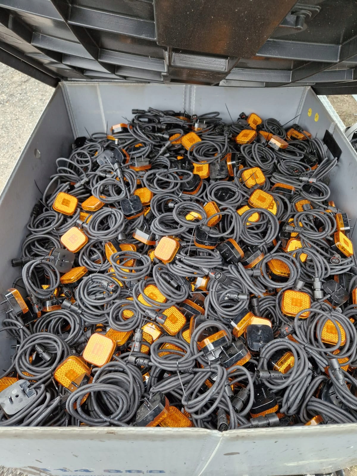 ŚWIATŁO OBRYSOWE MAN TGL,TGM,TGS,TGX, ORYGINALNE