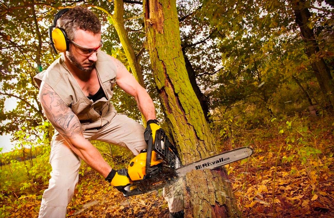 Piła łańcuchowa Spalinowa Riwall MOC 4500 W / 8 KM Riwall 5040 Set Rodzaj piły ręczna