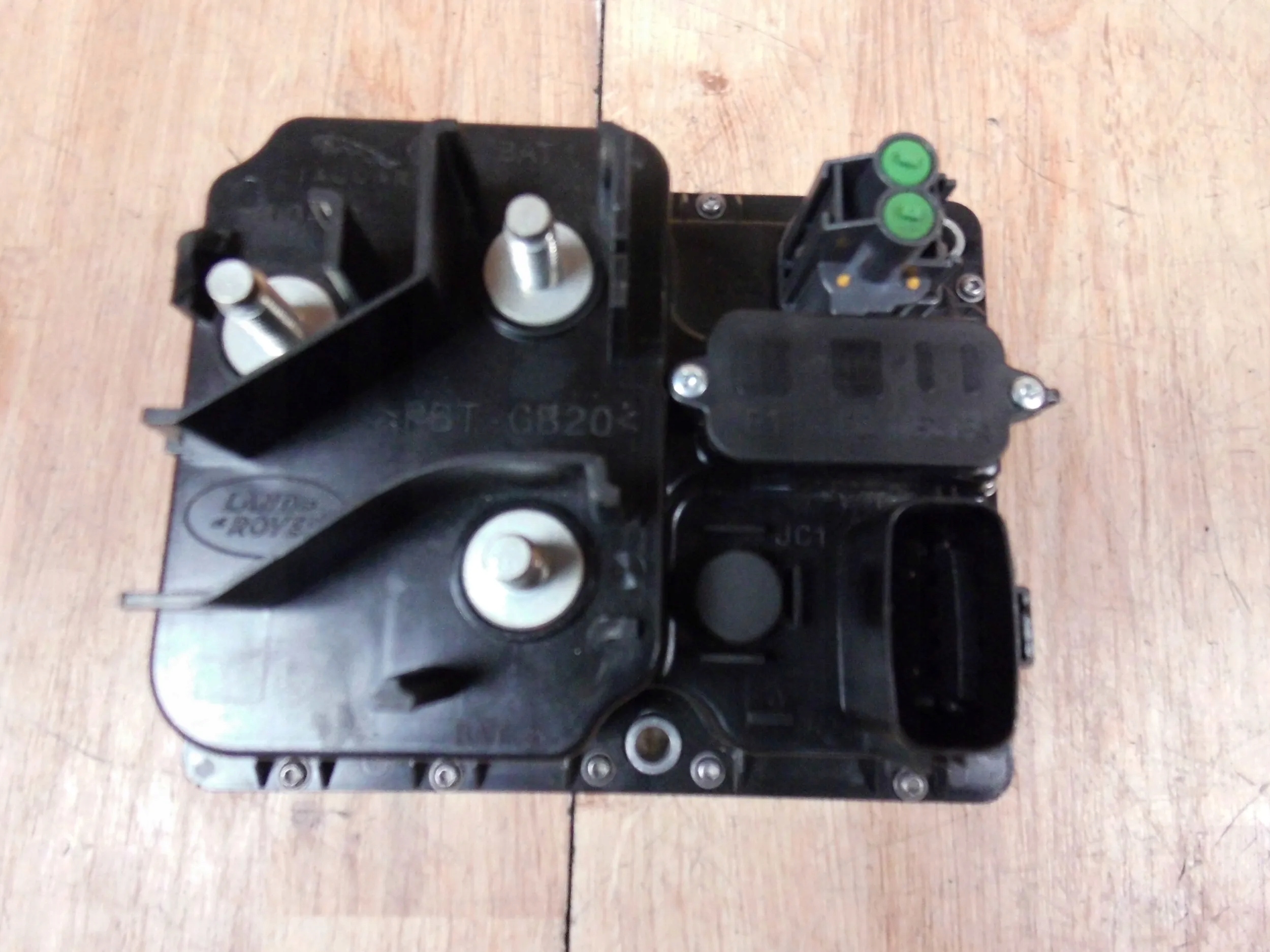 Jaguar F-Pace module control unit sterujacy zasilaniem JPLA14F70