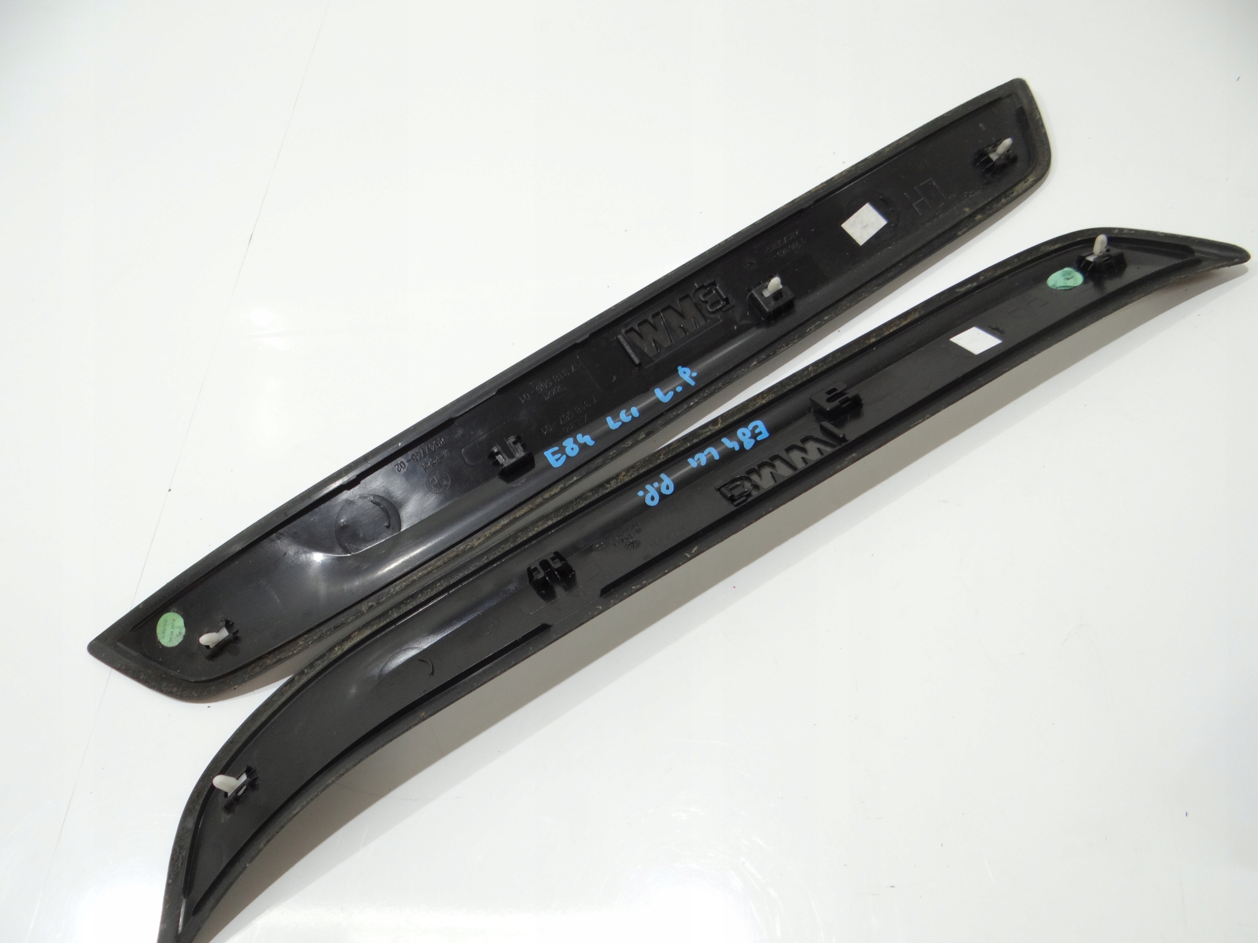 mouldings caps threshold BMW X1 E84 LCI front 7318567