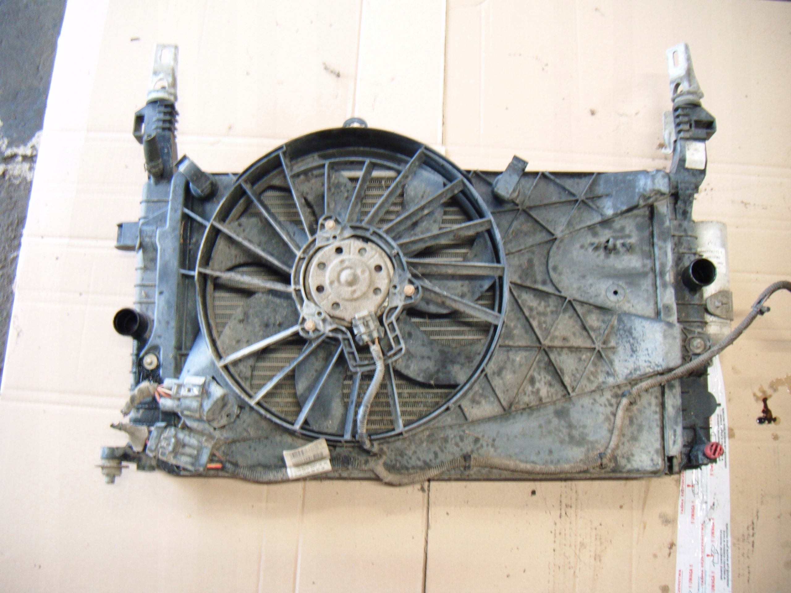 OPEL MERIVA A 03-10 1.4 WENTYLATOR CHŁODNICA