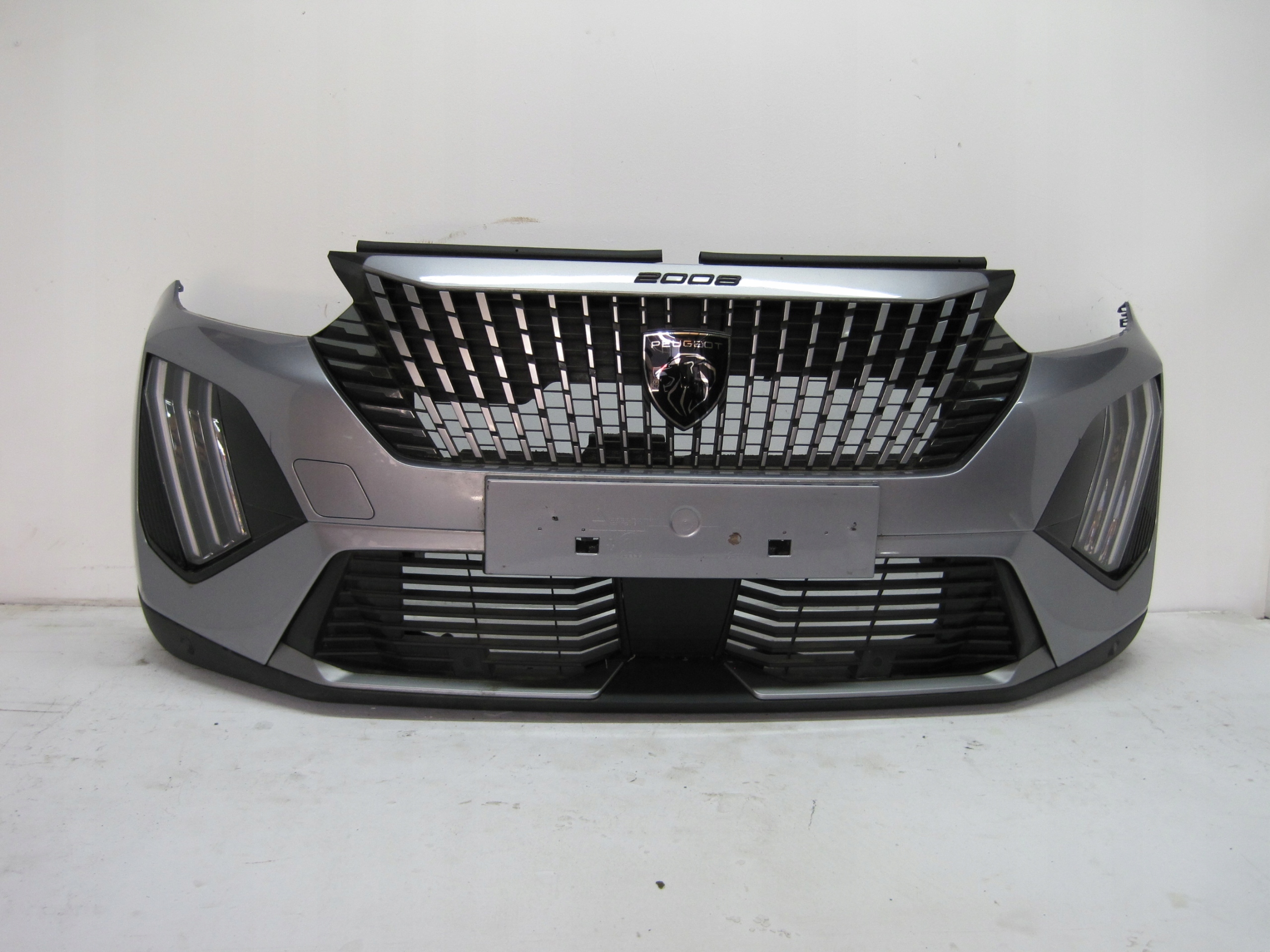 bumper PEUGEOT 2008 23R 4 PDC below RADAR front front