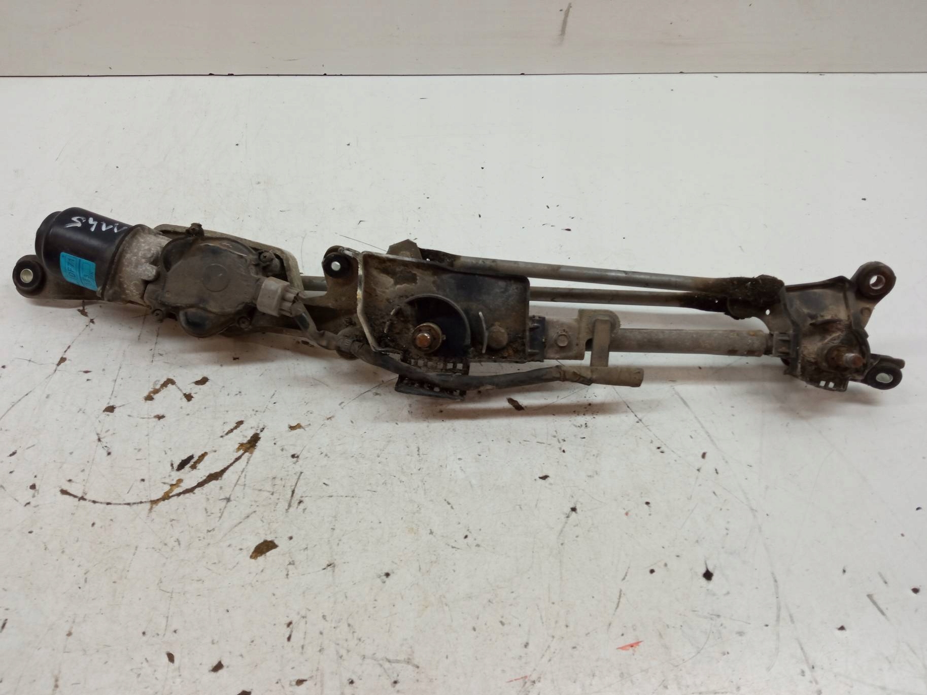 wiper mechanism front EU Mazda 2 II (2007-2014)
