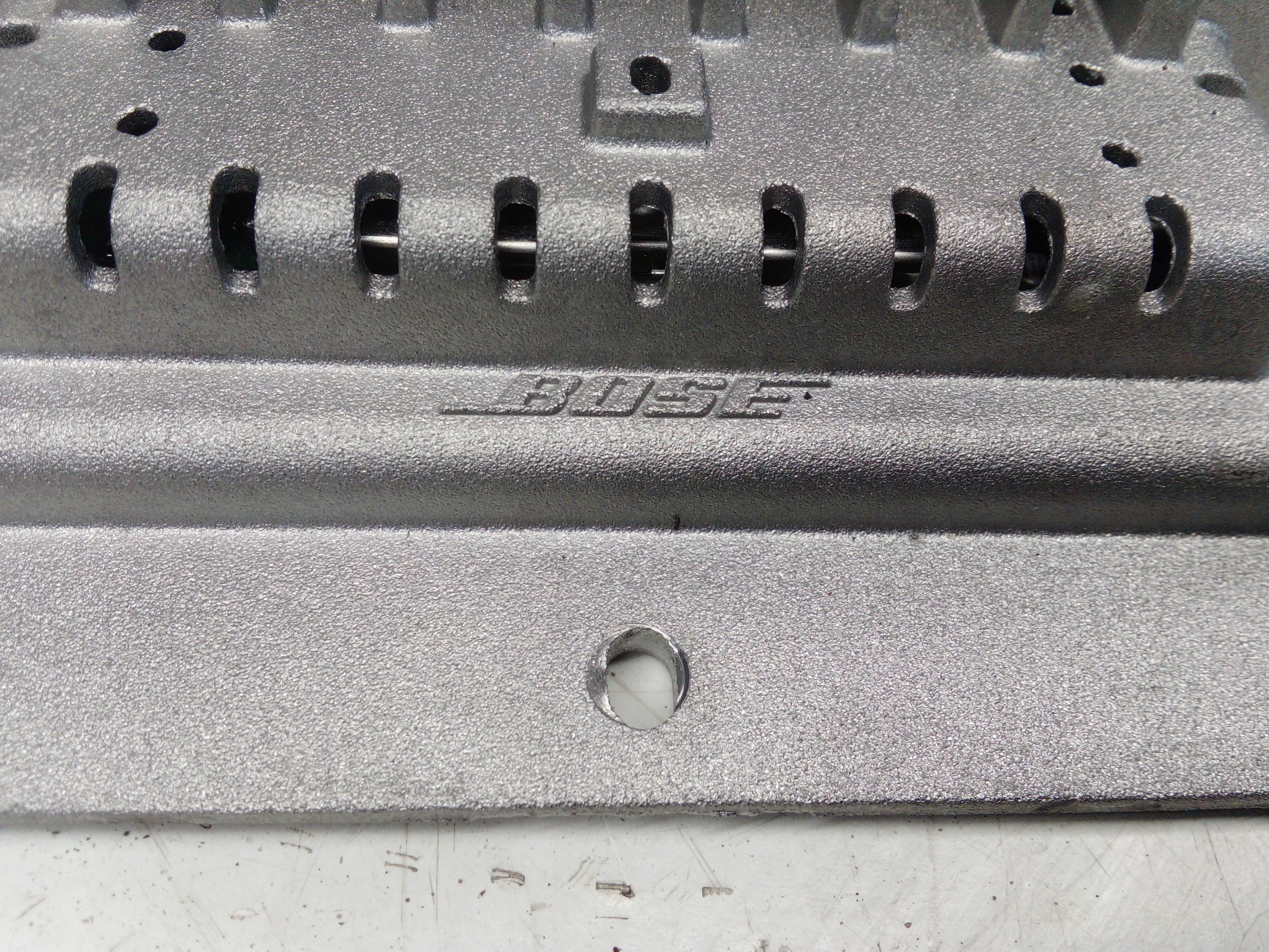 amplifier BOSE AUDI A3 8P LIFT 8P4035223C