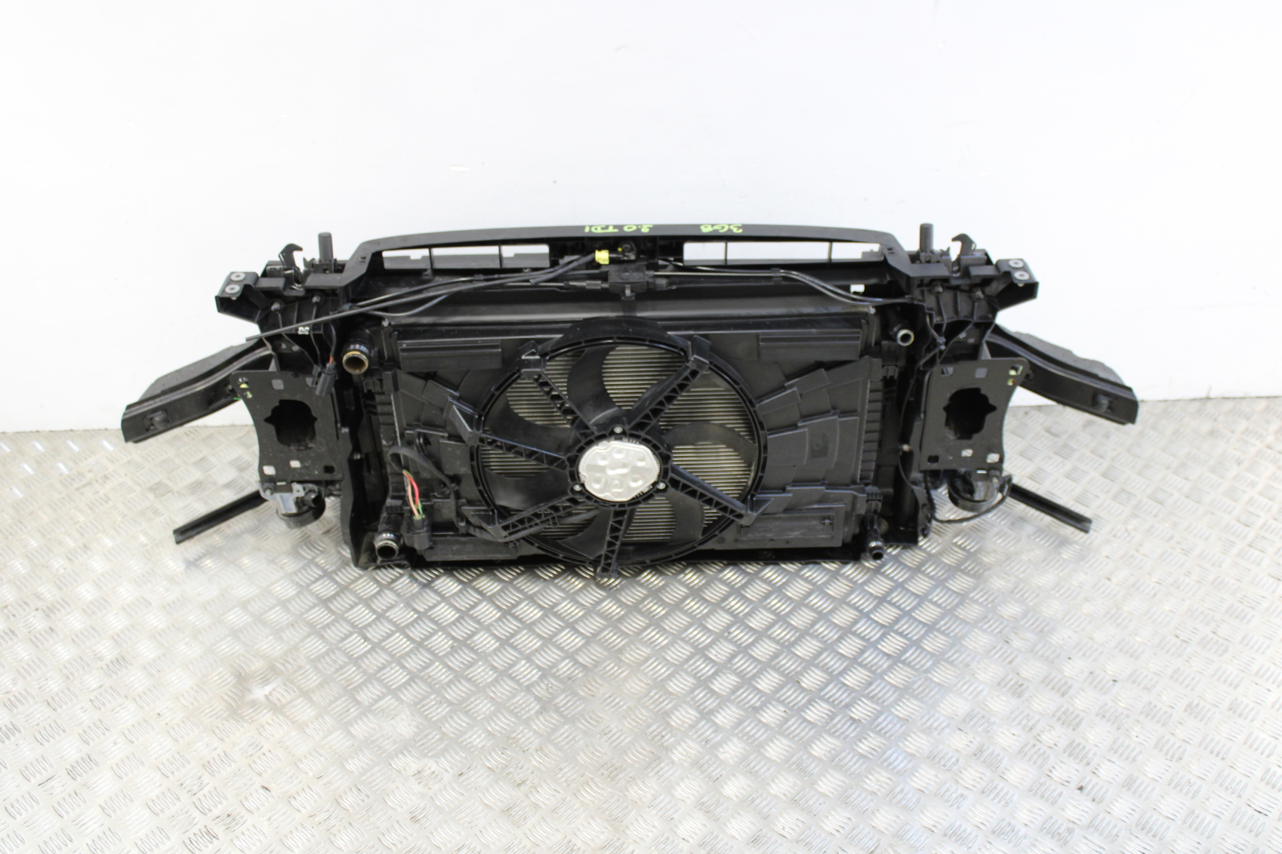 support panel for radiators front pillar radiator VW ARTEON 3G8 2,0 TDI