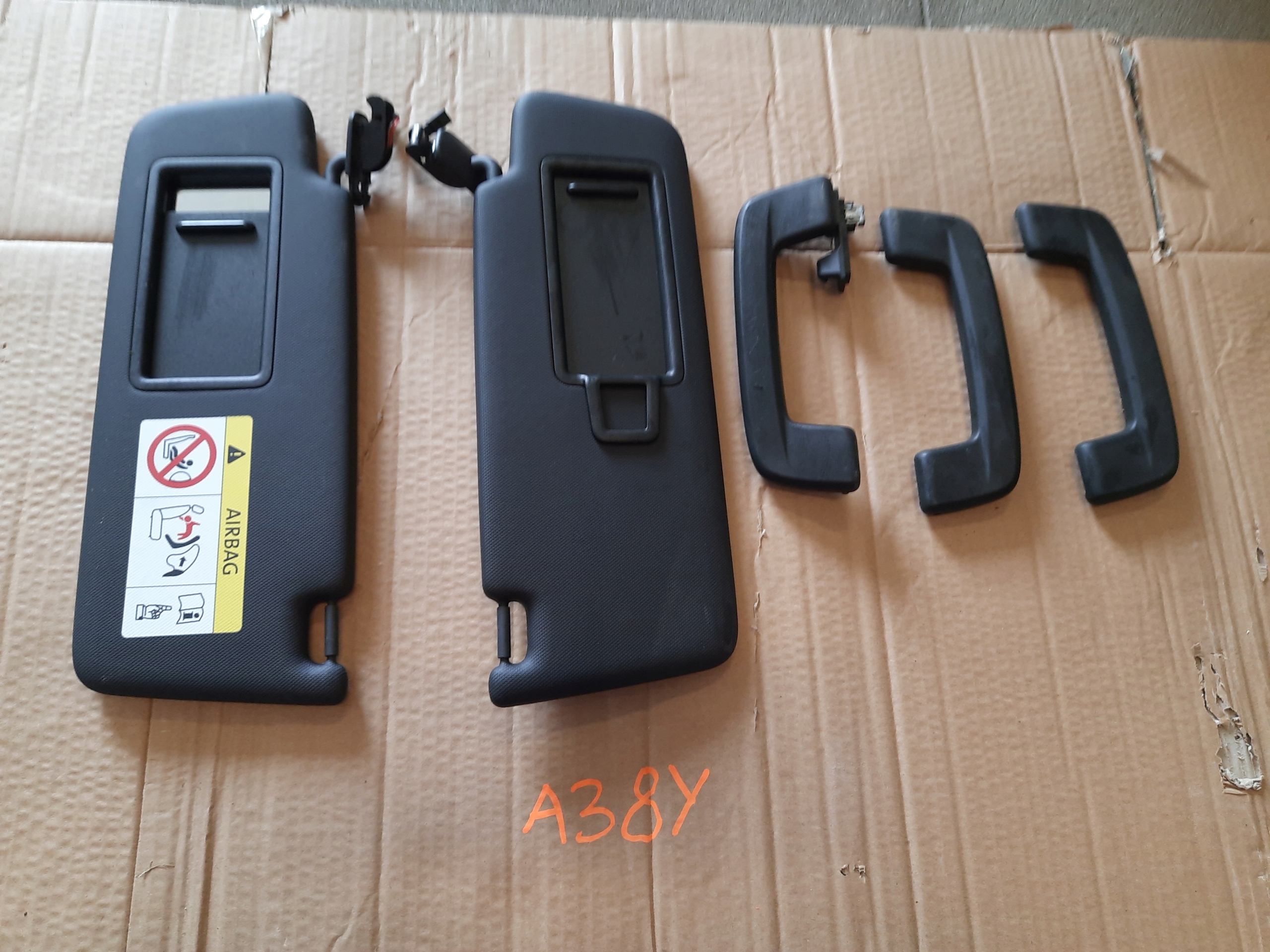 OSŁONA PRZECIWSŁONECZNA DASZEK AUDI A3 8Y 2021R