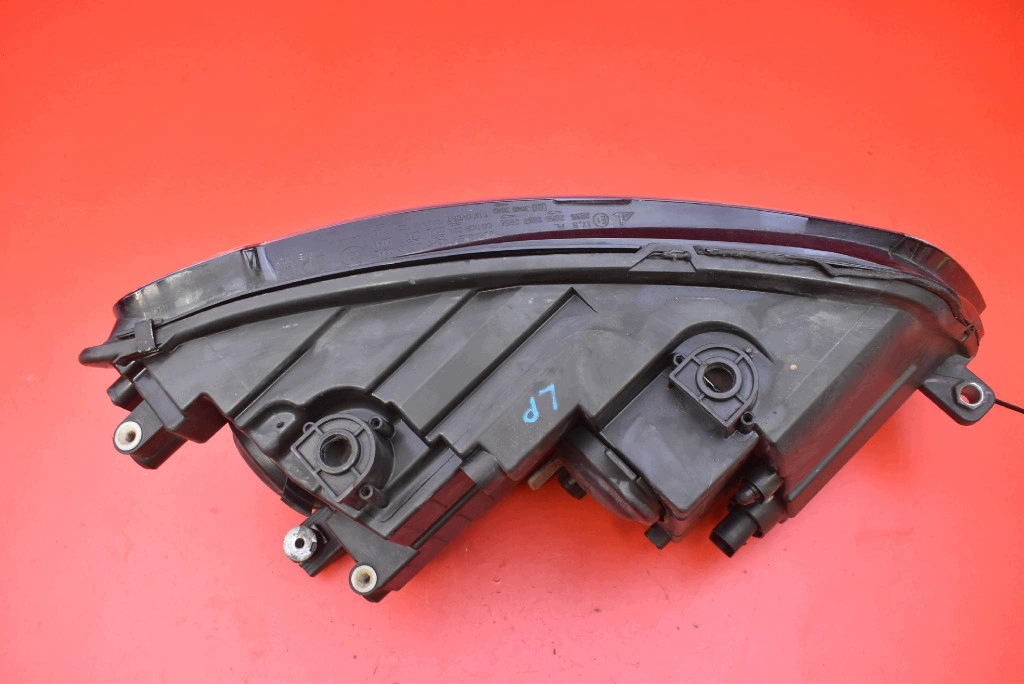 REFLEKTOR left light front EU 1T1941005H VW TOURAN 1 and 2-LIFT 10-15