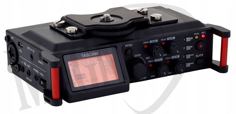 Tascam DR-70D – 4-kanálový audio rekordér pro Dslr fotoaparáty