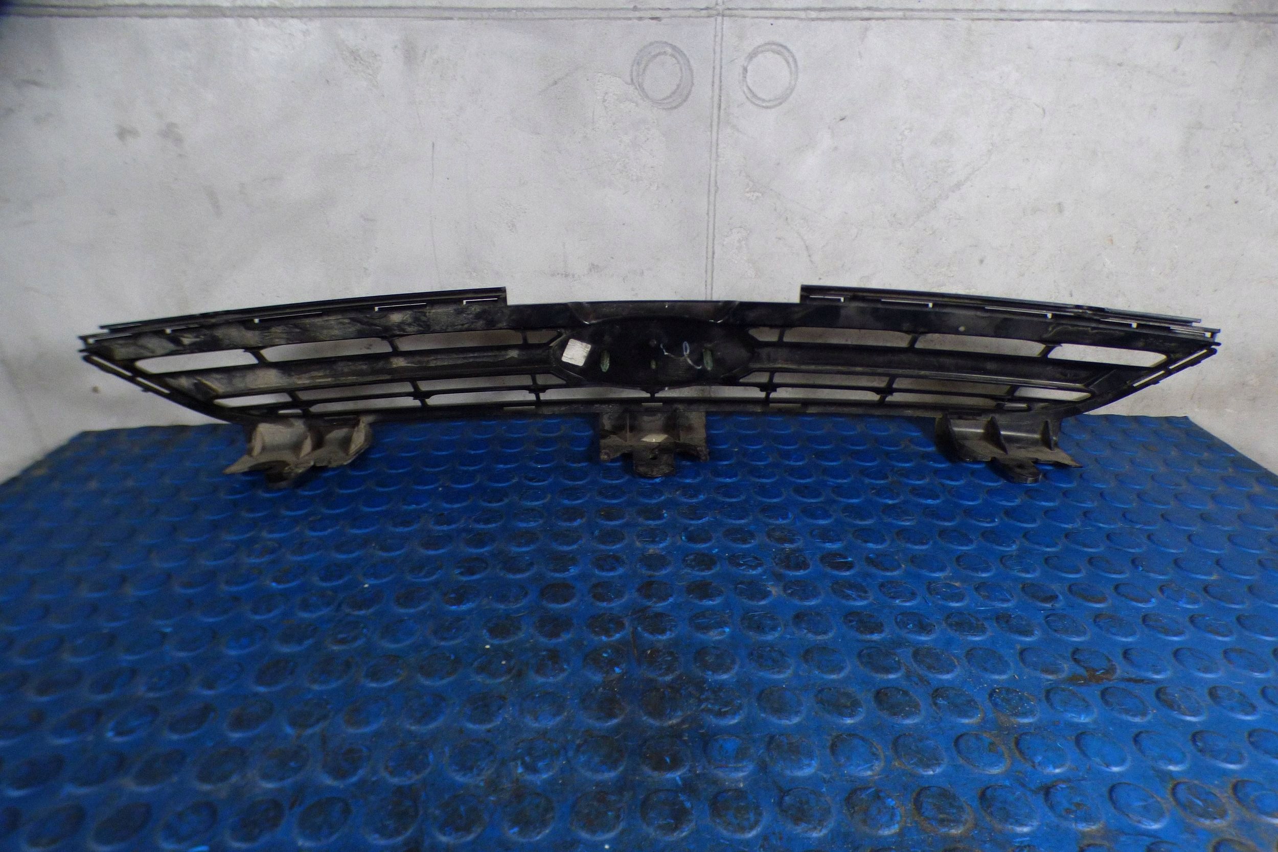 Ford S-MAX MK1 grill grille front AM21-R8200-AG