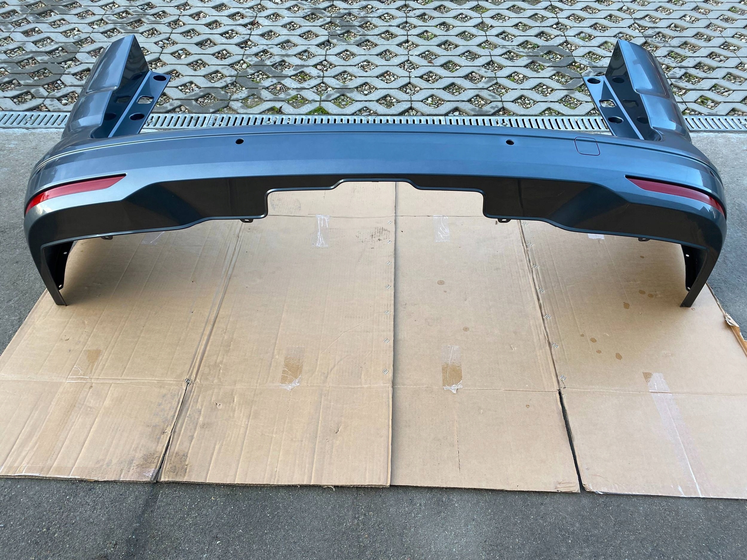 VW T7 MULTIVAN complete bumper rear part rear PDC RADAR grey 7T0807421M