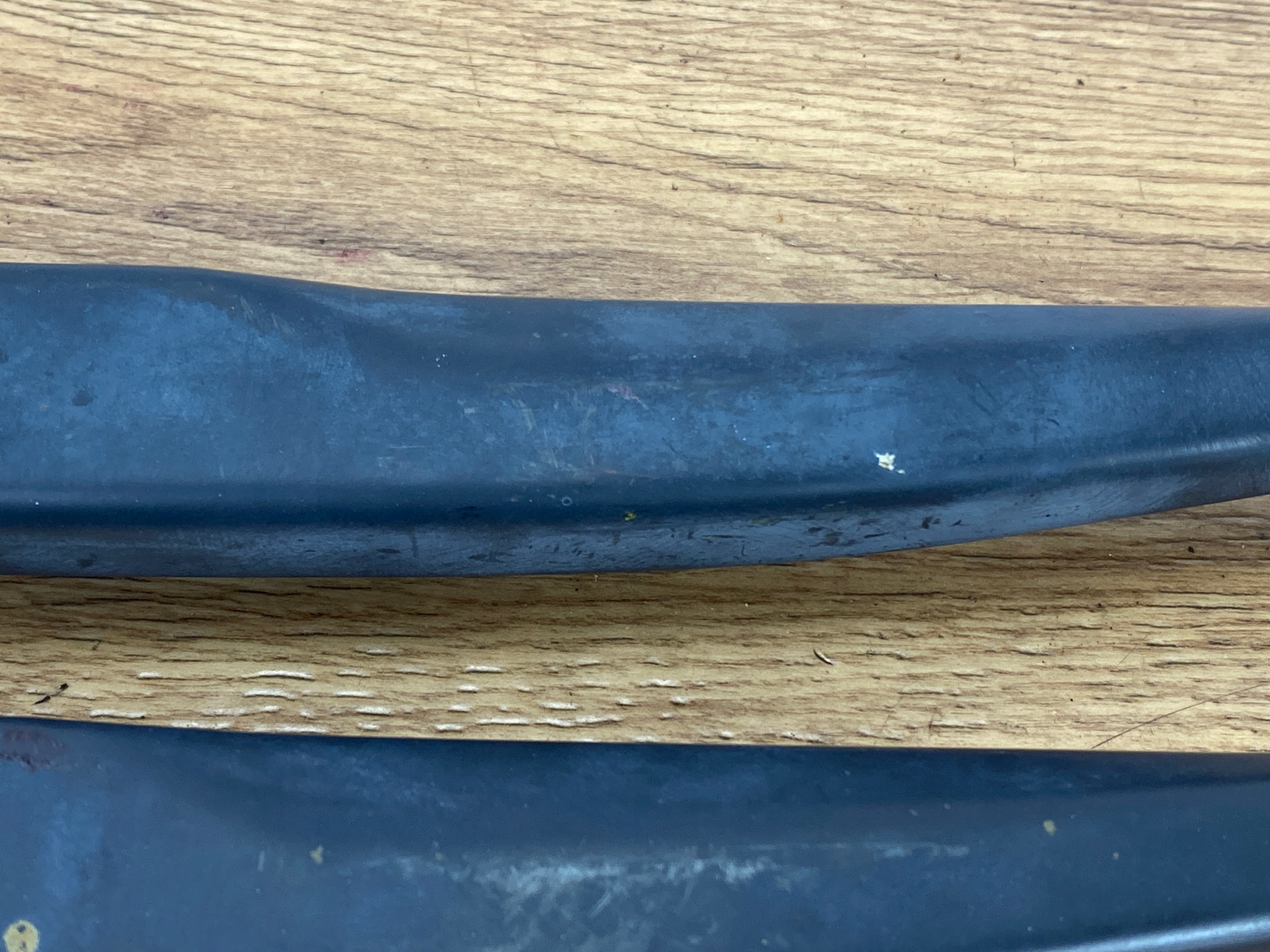 wiper arm right Ram 1500 2019+ USA