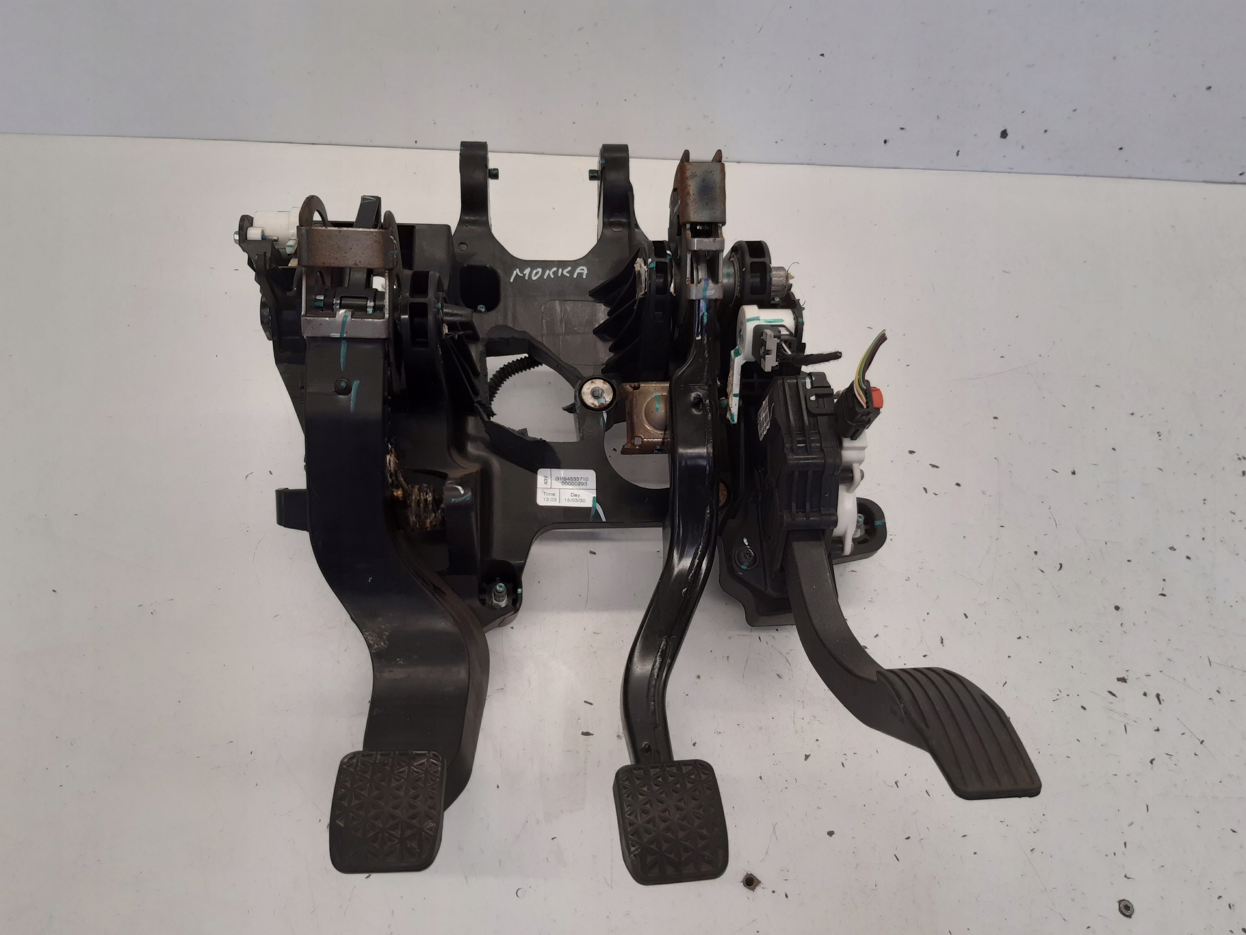 Педали 94533710 opel MOKKA a 1,6