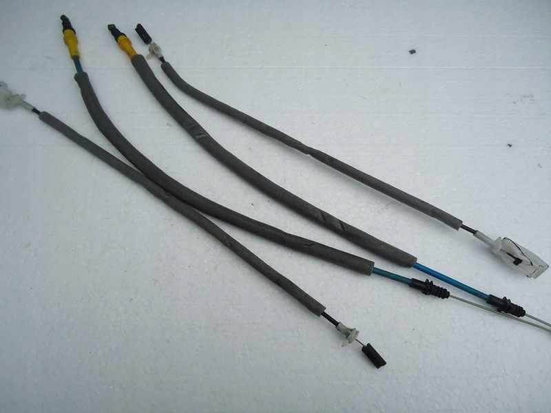 BMW E46 LINKA CIEGNO KLAMKI TYLNEJ WEWNETRZNEJ ZAMKA DRZWI TYŁ Numer katalogowy części 8213797