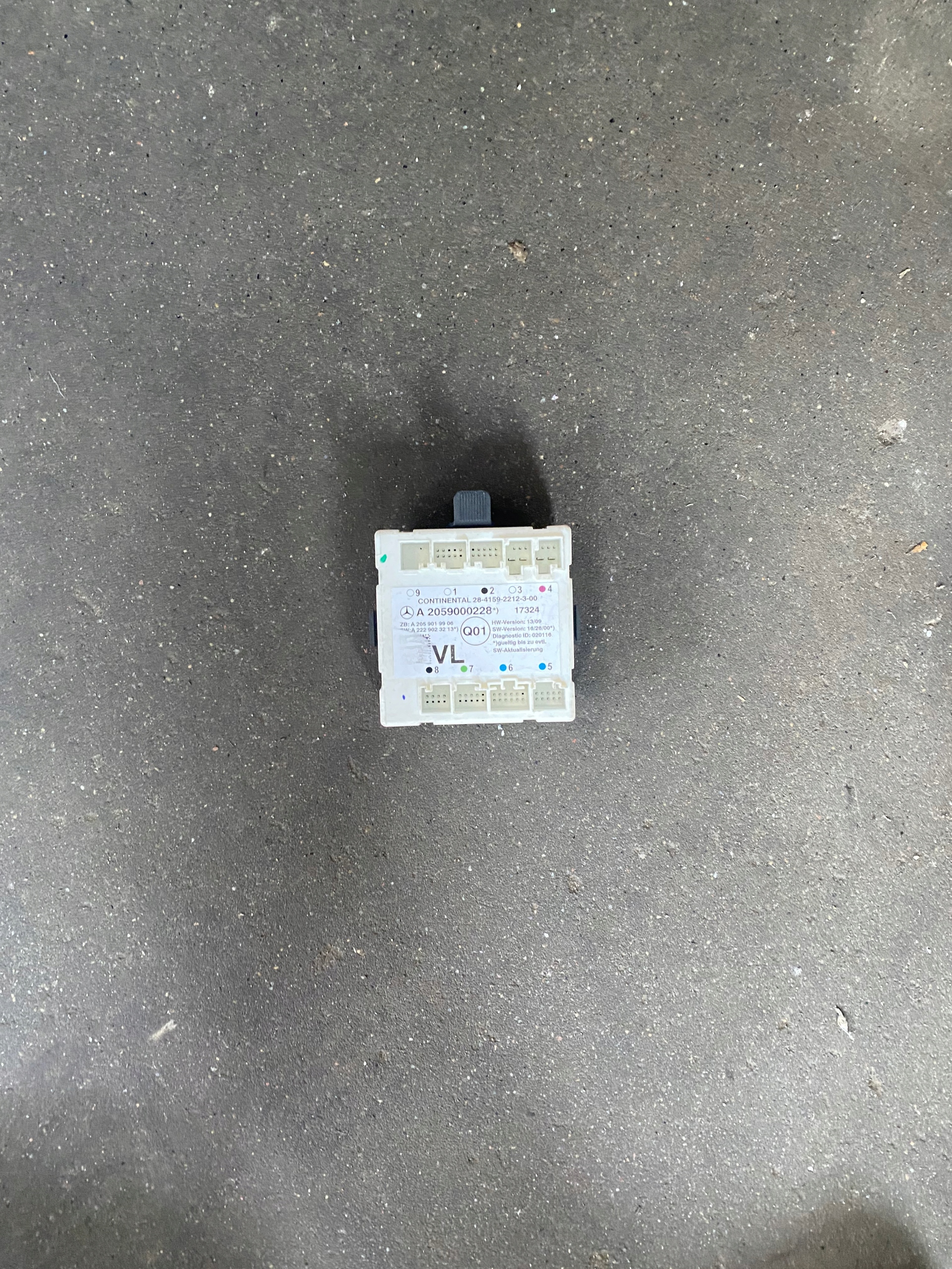 MERCEDES C 205 МОДУЛЬ ДРАЙВЕРА ДВЕРІ 2059000228