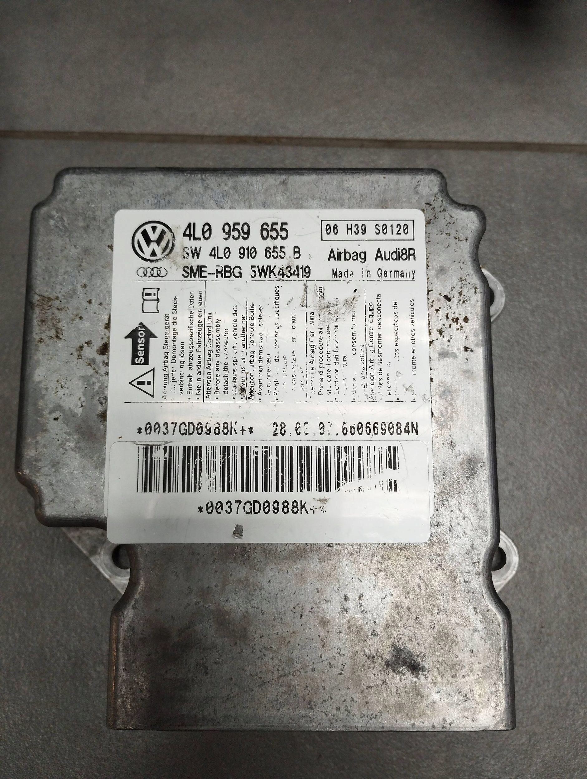 Audi Q7 4L dashboard panel airbags tension belts original