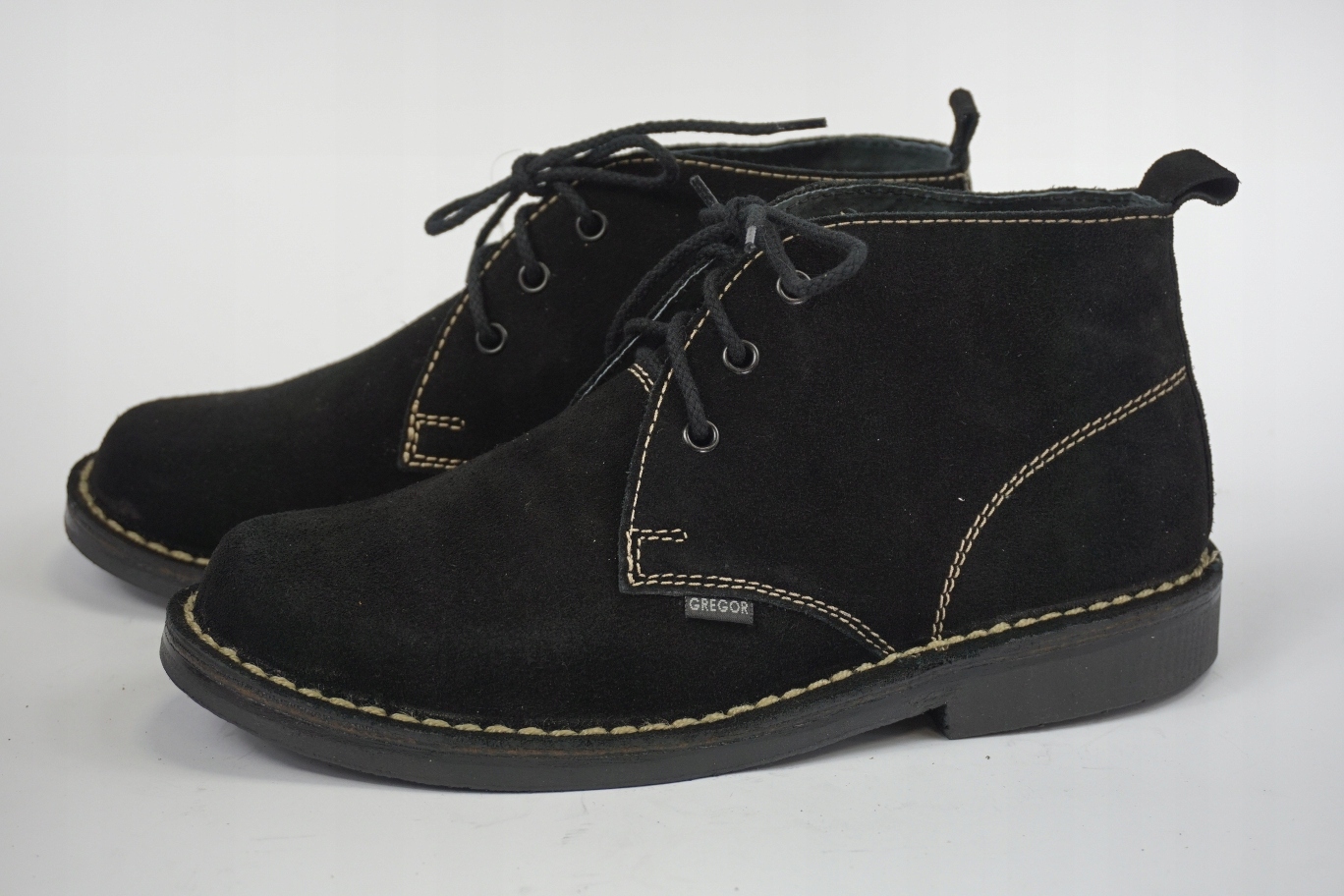 Ponadczasowe Trzewiki Welurowe Czarne 39