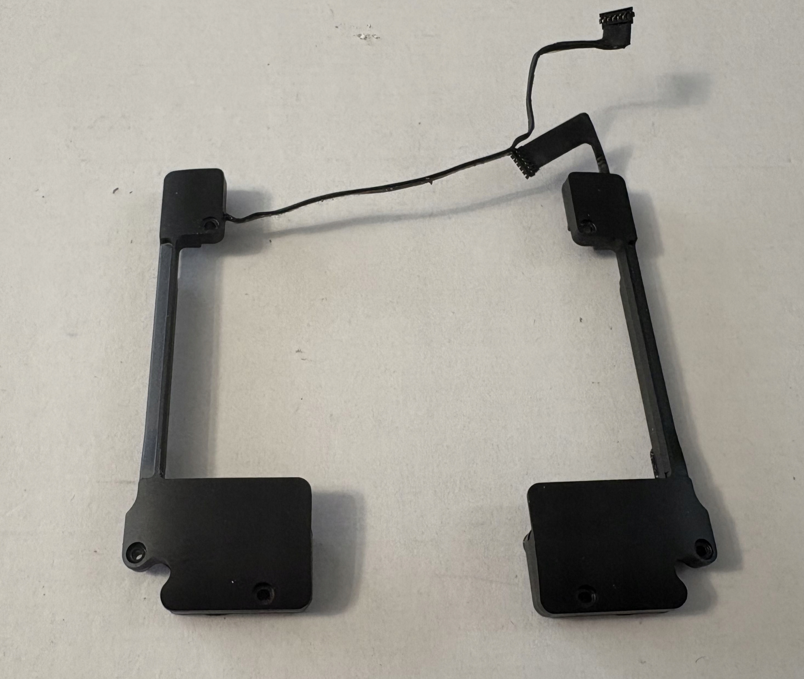 Оригинальные динамики Apple MACBOOK Pro RETINA 13 (начало 2015 г.) A1502