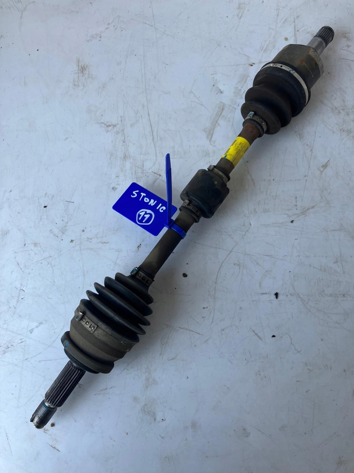 semi-axis left KIA STONIC 1.0 T-GDI 49500-H8250
