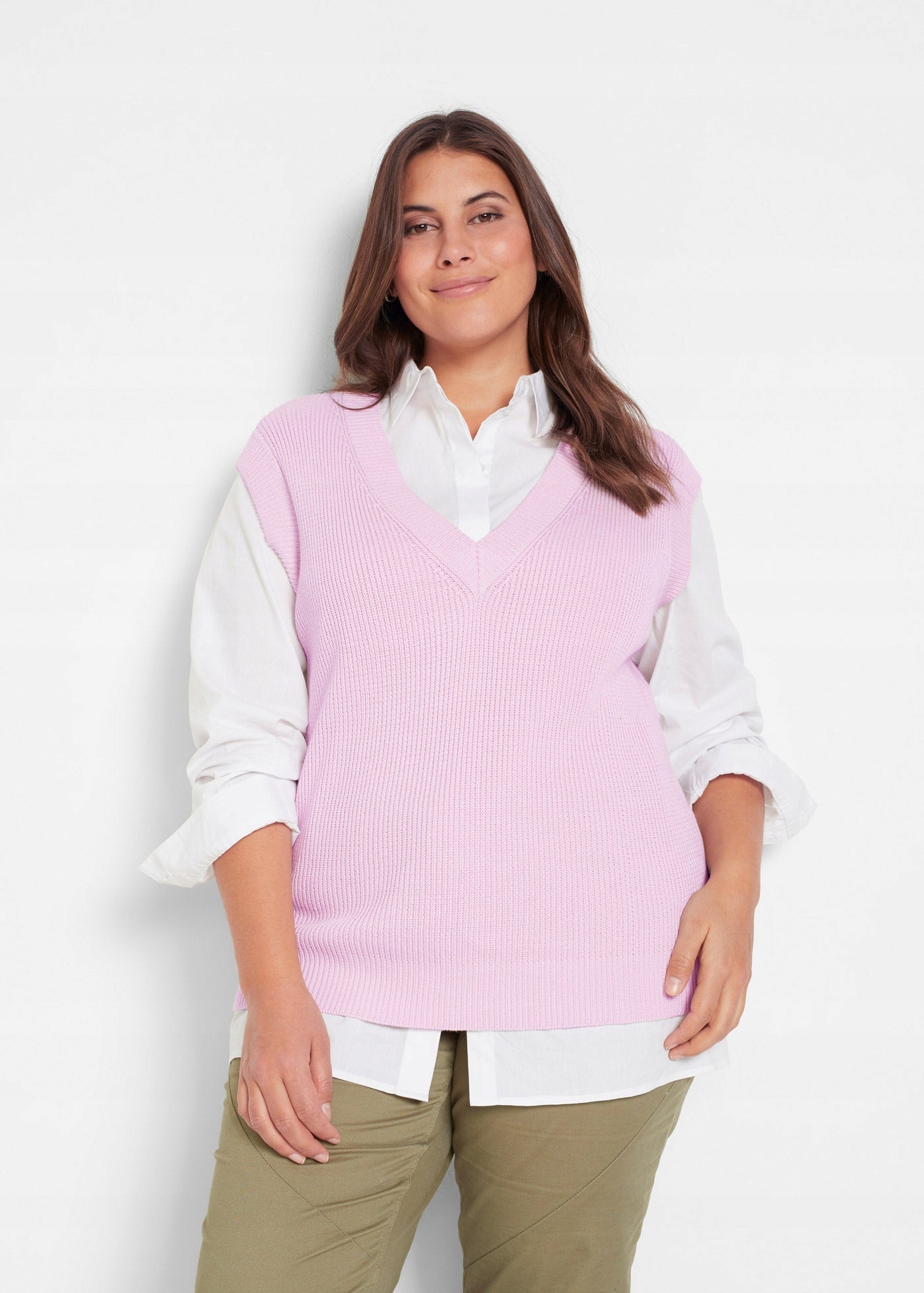 SA12 KAMIZELKA JESIENA DZIANINOWA CIEPŁA Z DEKOLTEM BONPRIX 40/42 RÓŻOWA Marka Bonprix