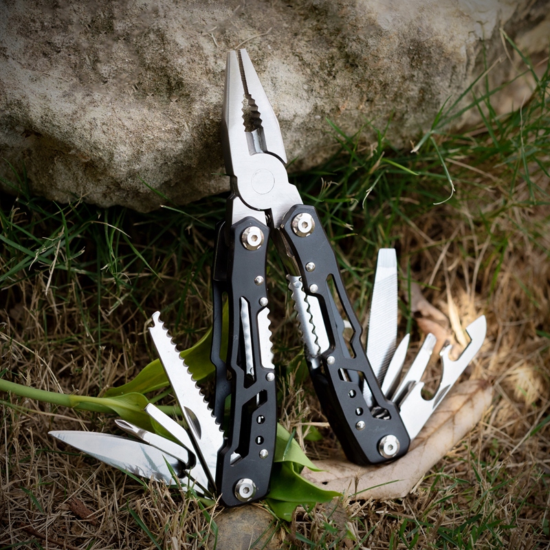 Narzędzie wielofunkcyjne 13w1 Multitool kombinerki Model MTS