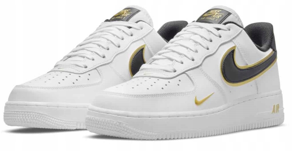 

Nike Air Force 1 '07 LV8 DA8481 100 r 44.5