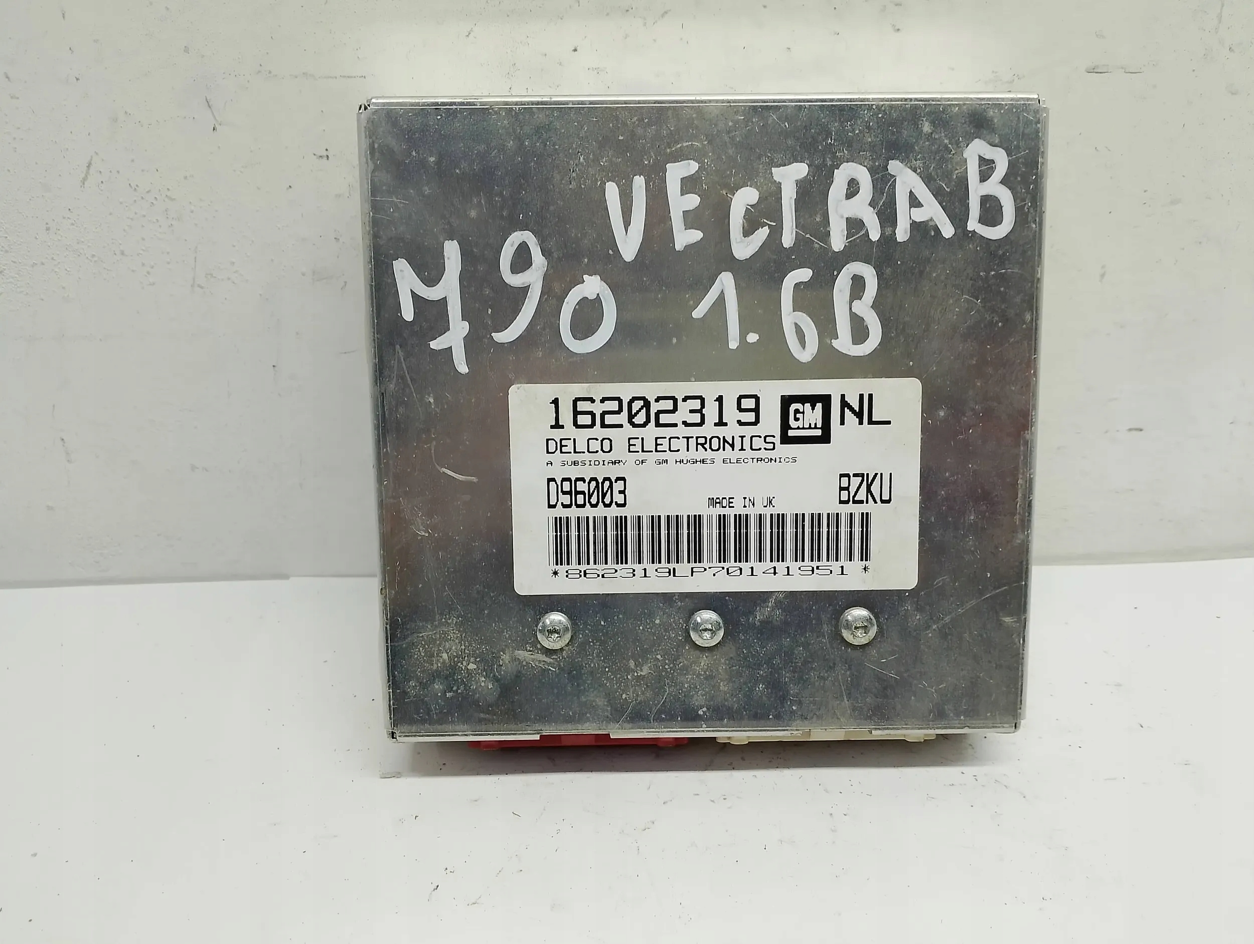 control unit computer of the engine Opel Vectra B 1.6B 16202319