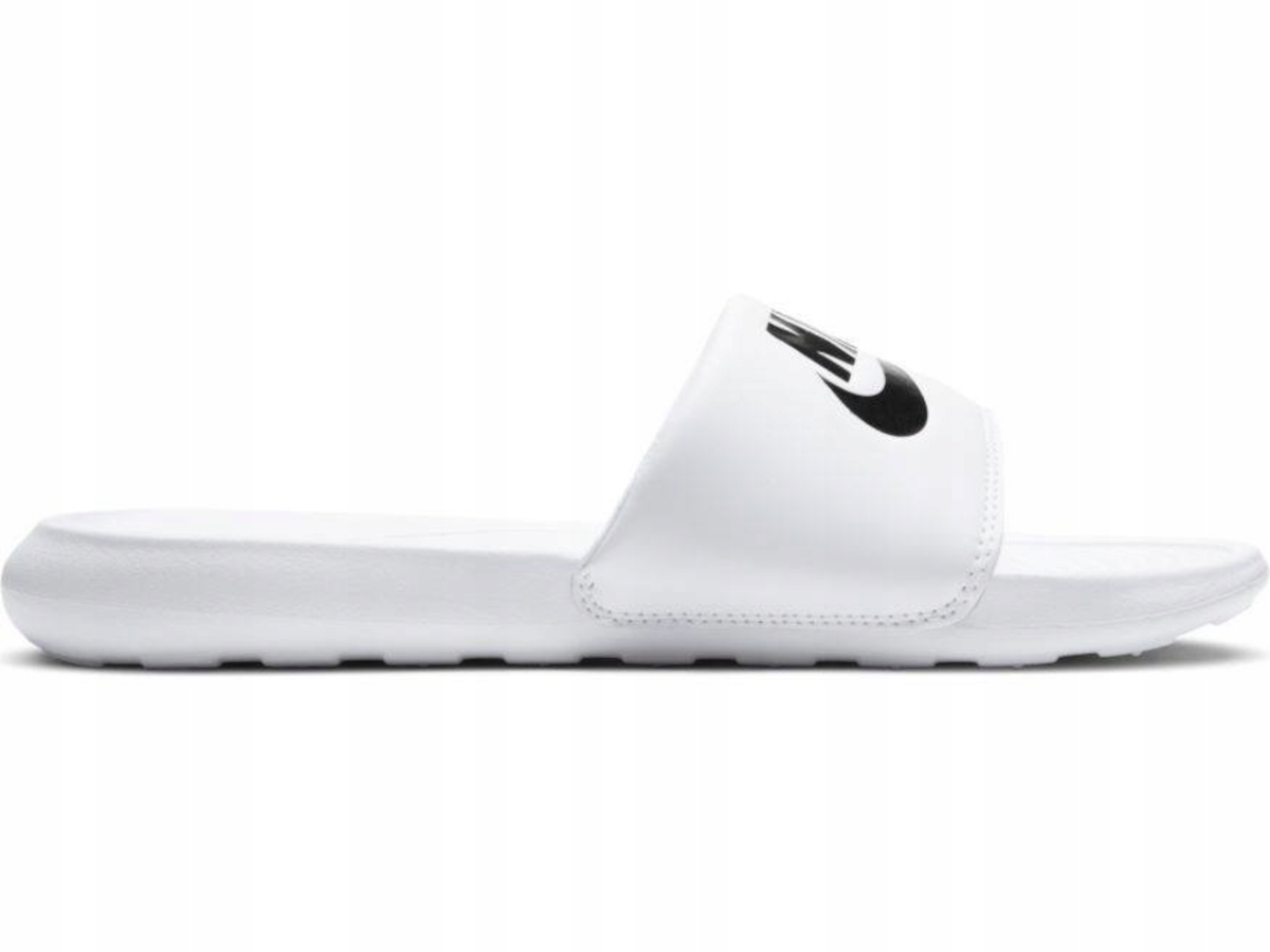 Nazouváky sportovní Nike Victori One CN9677-100 bazénové bílé lehké 40,5