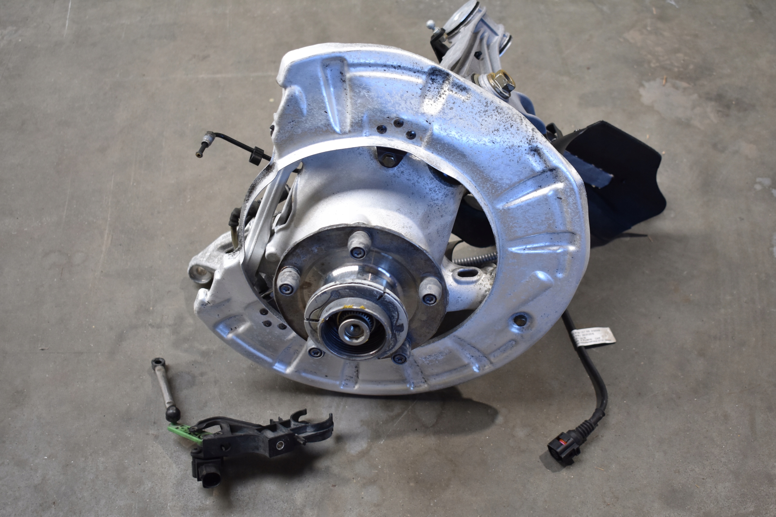 IDEALNE sususpension front front left PORSCHE 991 LIFT 16R. 1