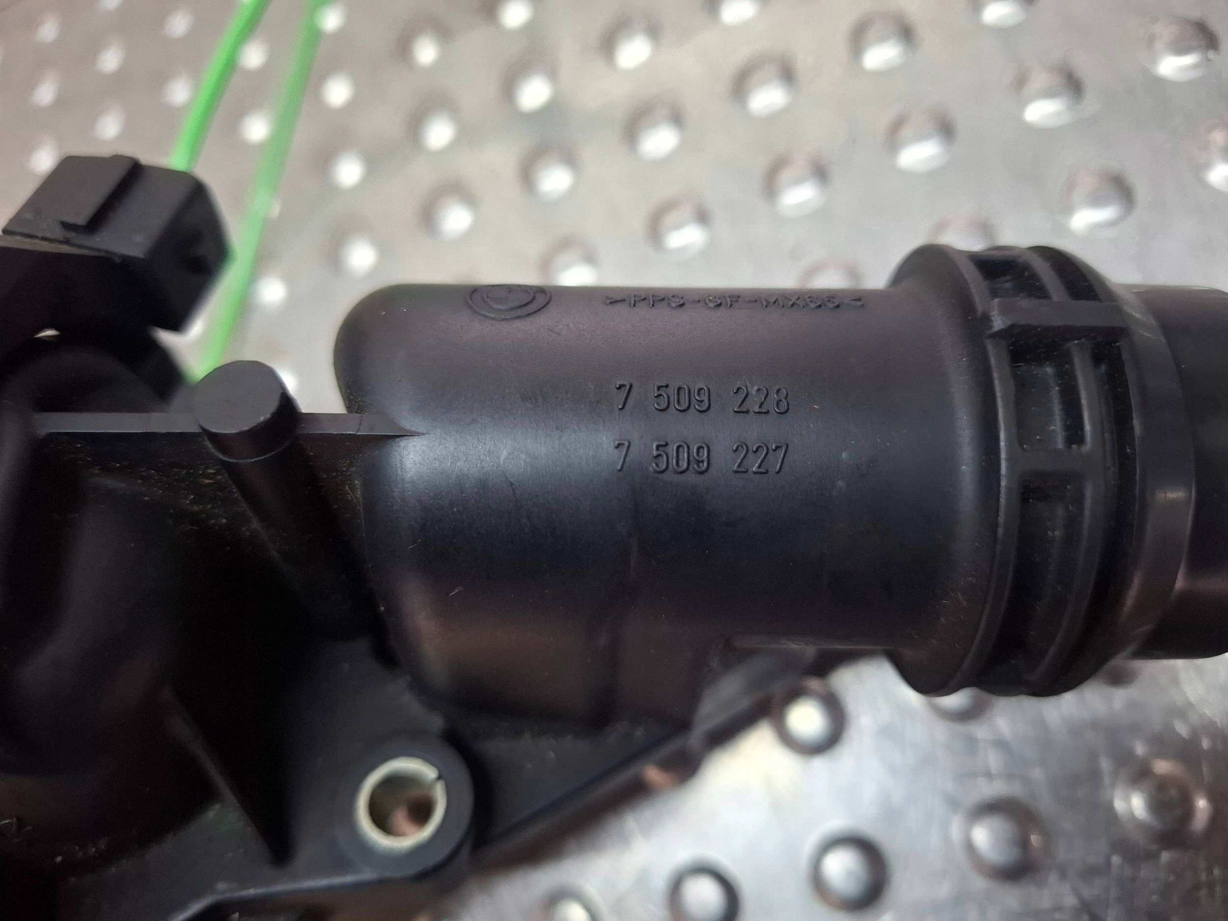 Scatola termostato 7509228 BMW E46 E60 E61 E65 E53 E83