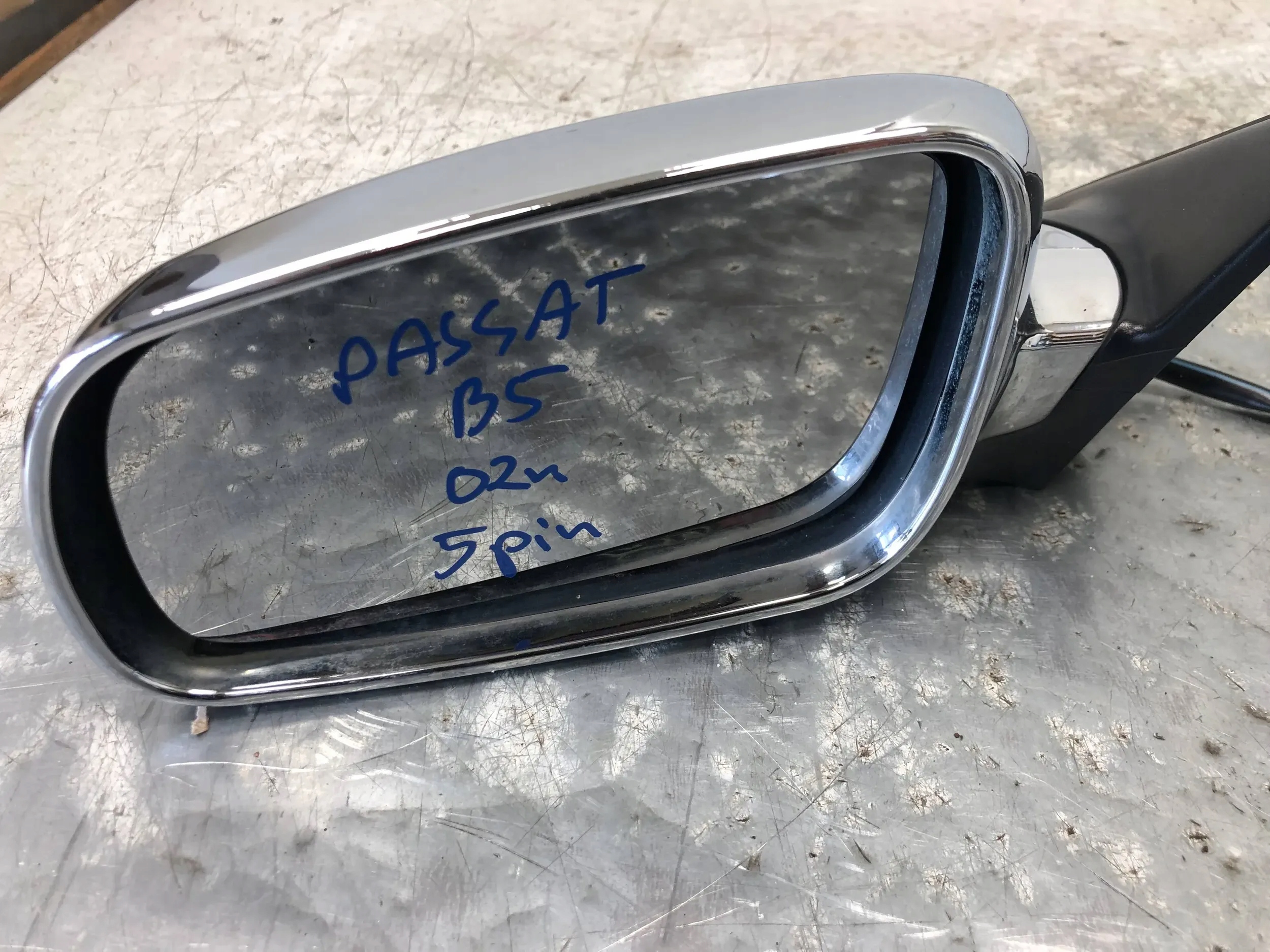 mirror left 5 PIN VW PASSAT B5