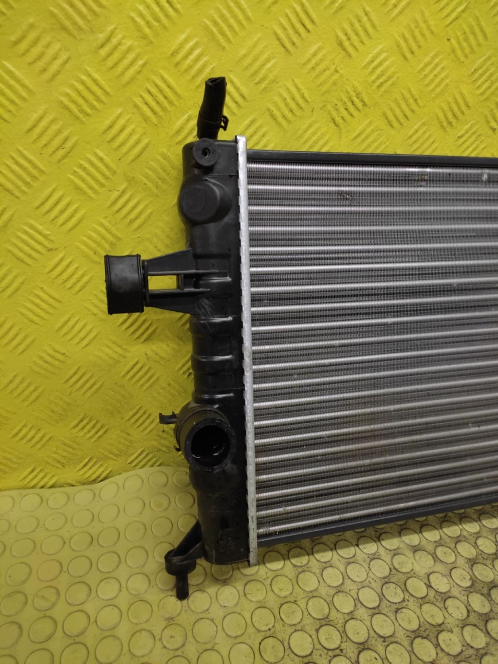 OPEL ASTRA G 1.6 water cooler