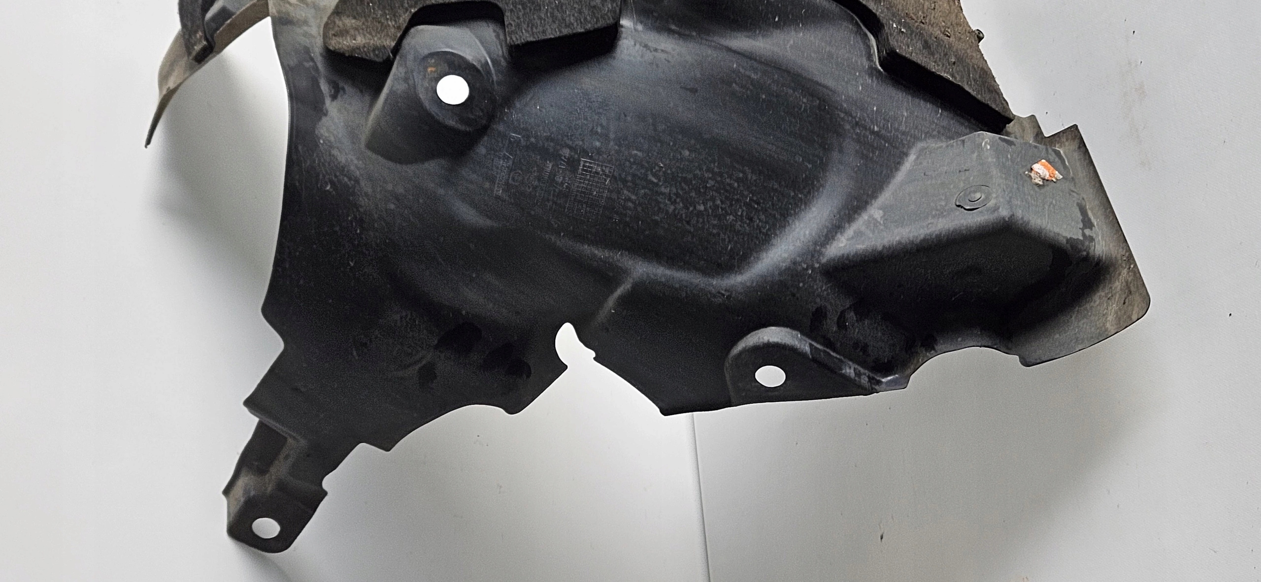 mudguard right front part rear RENAULT CLIO IV