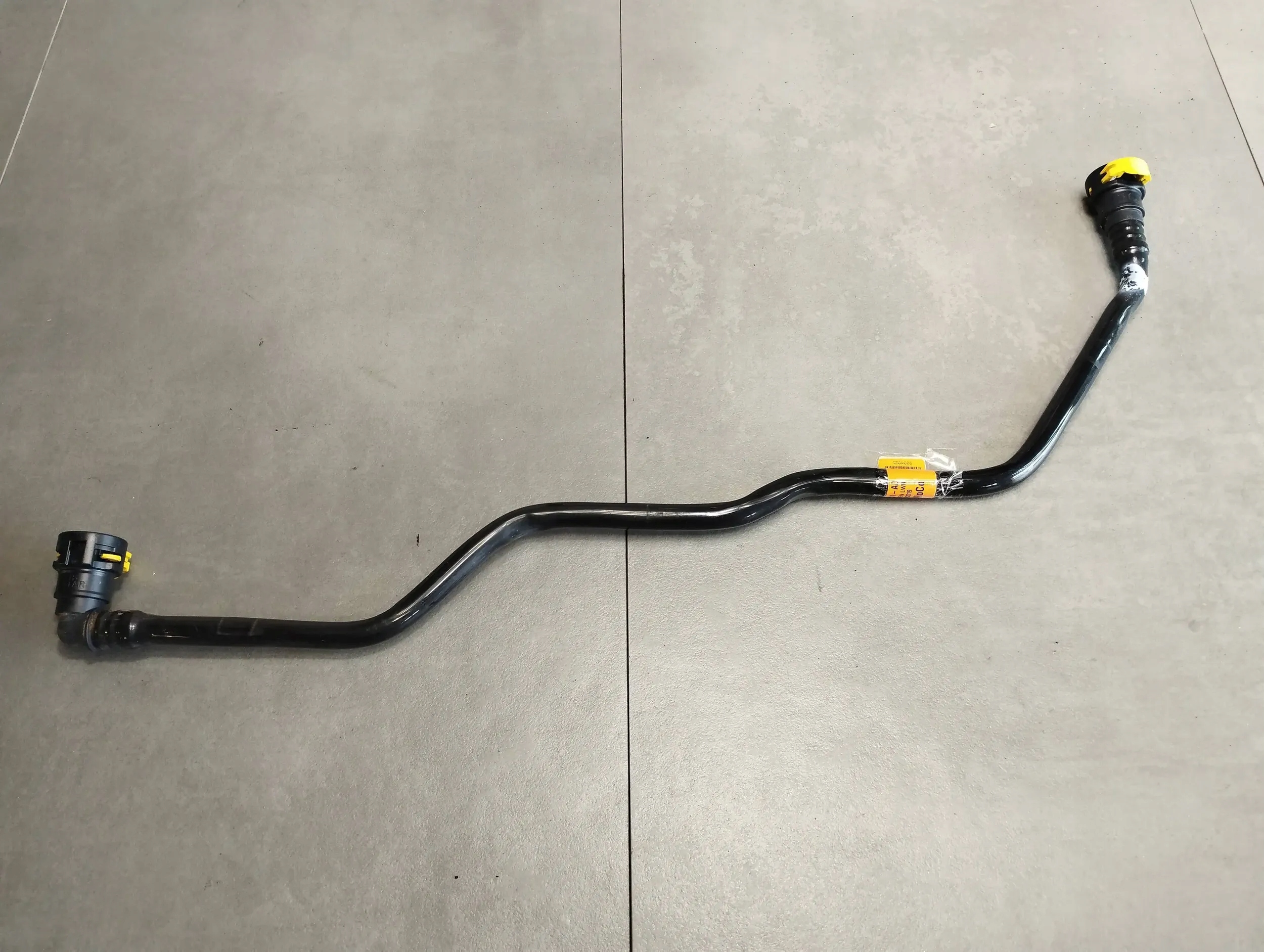 Ford Mondeo MK5 fuel line DG93-9101-AD