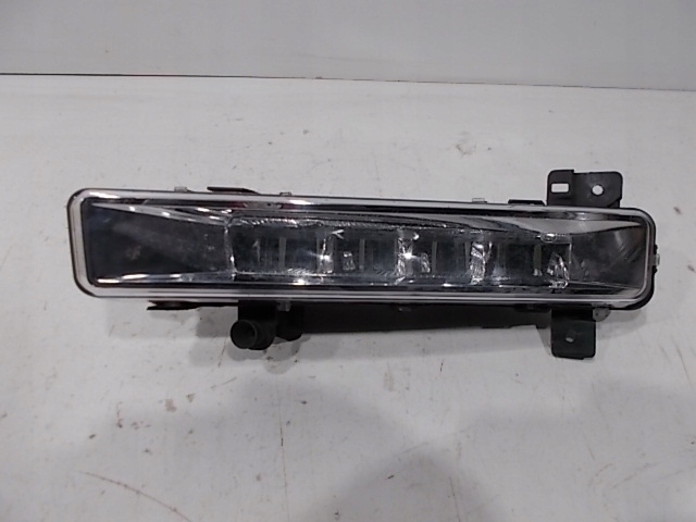 89250251 - BMW 5 G30 G31 17-галогенная лампа DRL левый ORG
