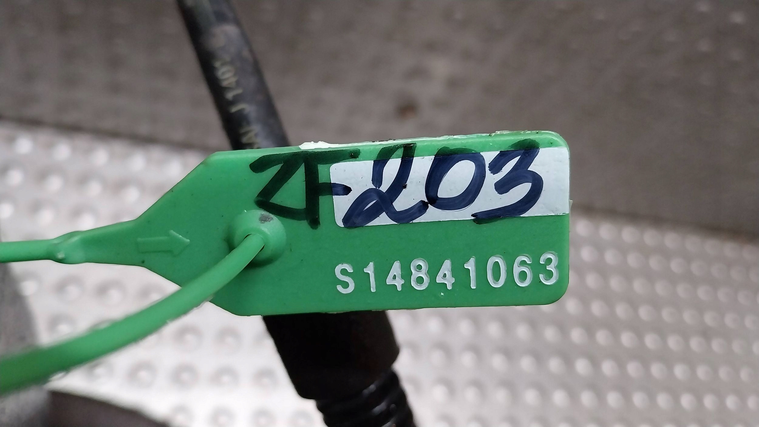 swing left front FORD TRANSIT CONNECT MK1 1.8 TDDI