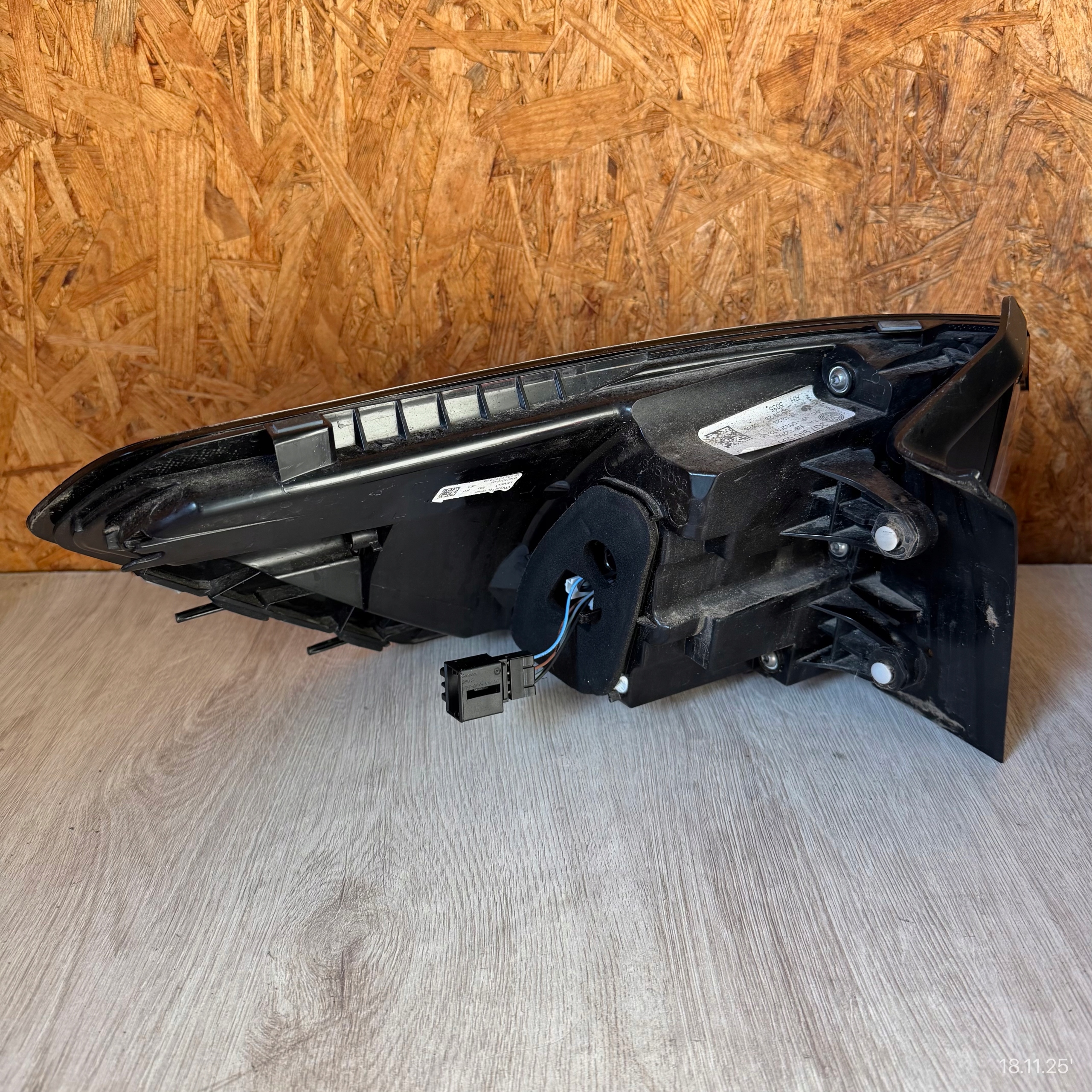 light rear right VW VOLKSWAGEN TAIGO 2G7945096