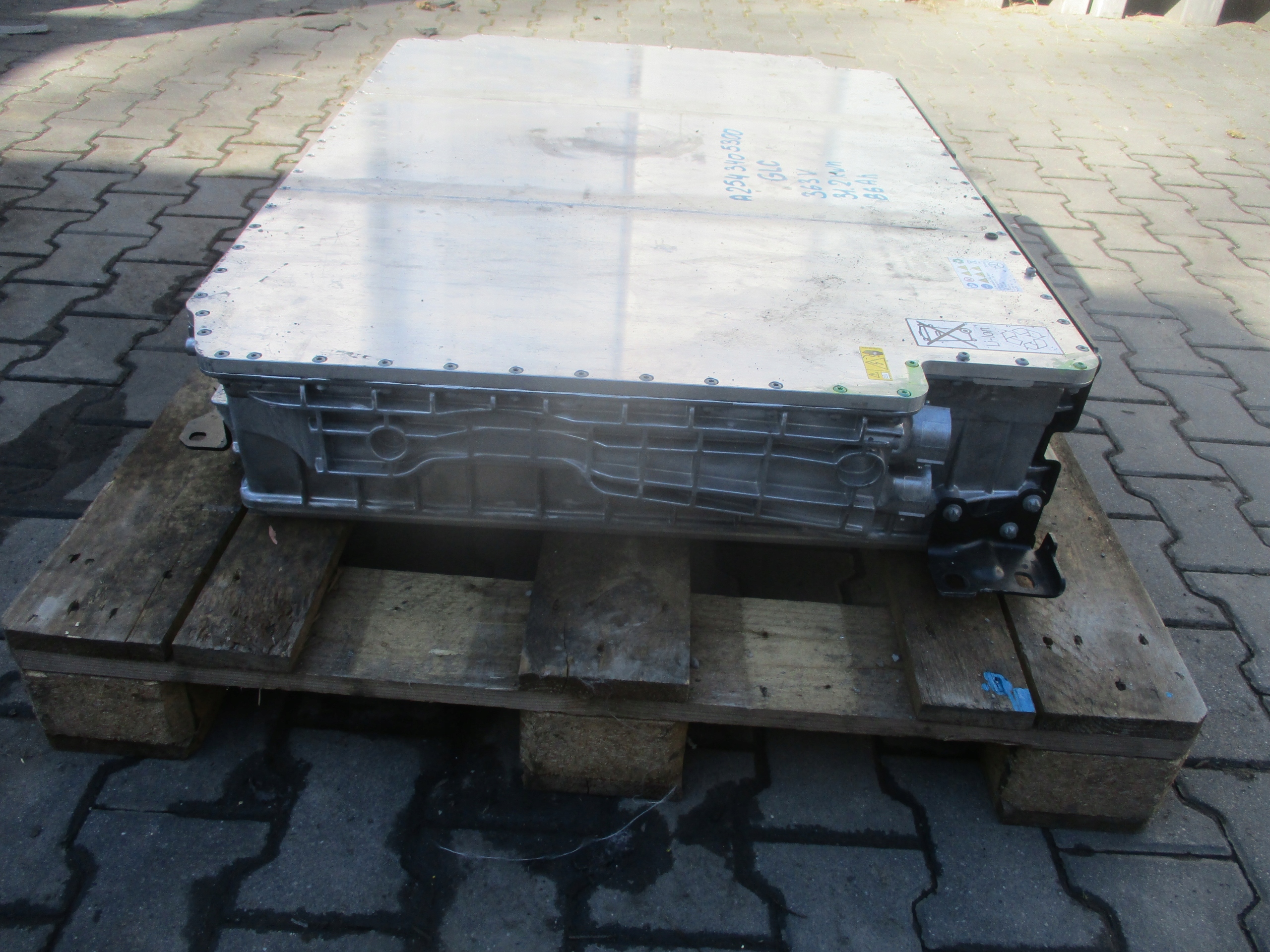 BATERIA Batteria MERCEDES GLC A2543405300