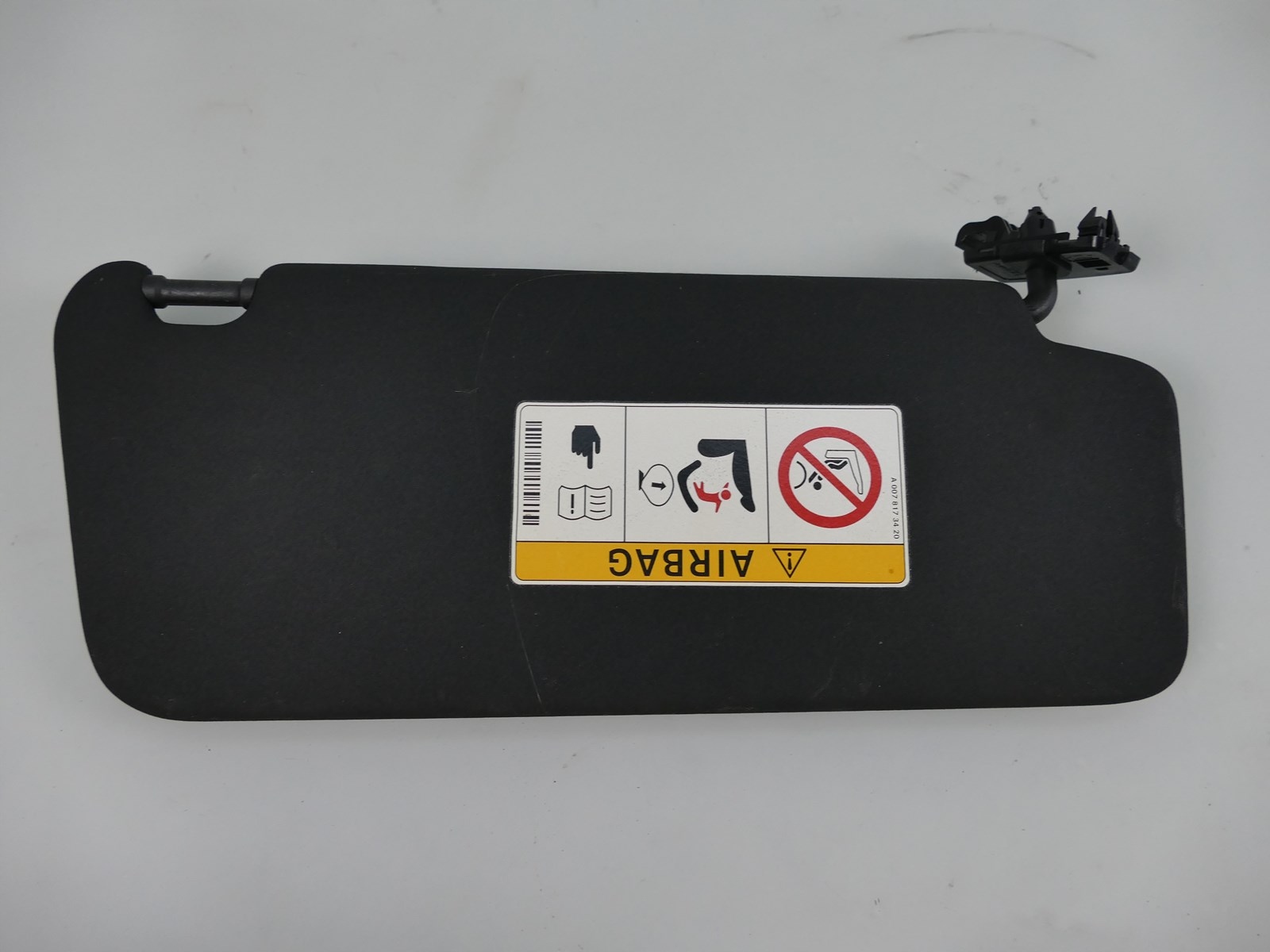 MERCEDES A207 C207 Blende Abdeckung PRZECIWSLONECZNA L. AMG