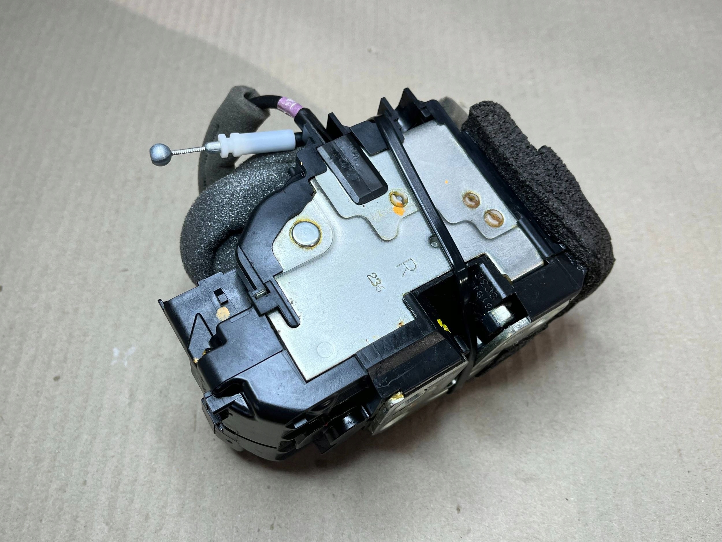 lock door coupe Nissan e-NV200 80500JX51A